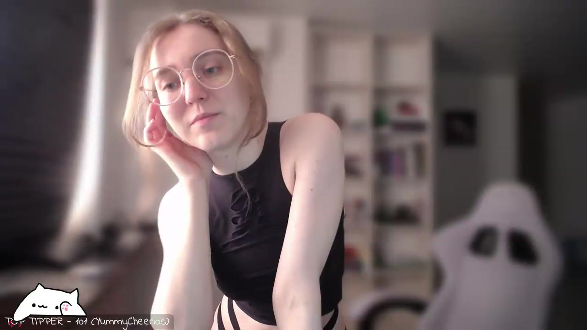 Gallery image thumbnail from Meowlexx's myfreecams stream on, 06/13/2026, 06:48 image 6 of 20
