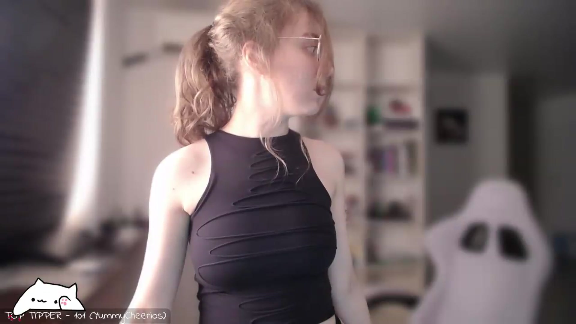 Gallery image thumbnail from Meowlexx's myfreecams stream on, 06/13/2026, 06:48 image 2 of 20
