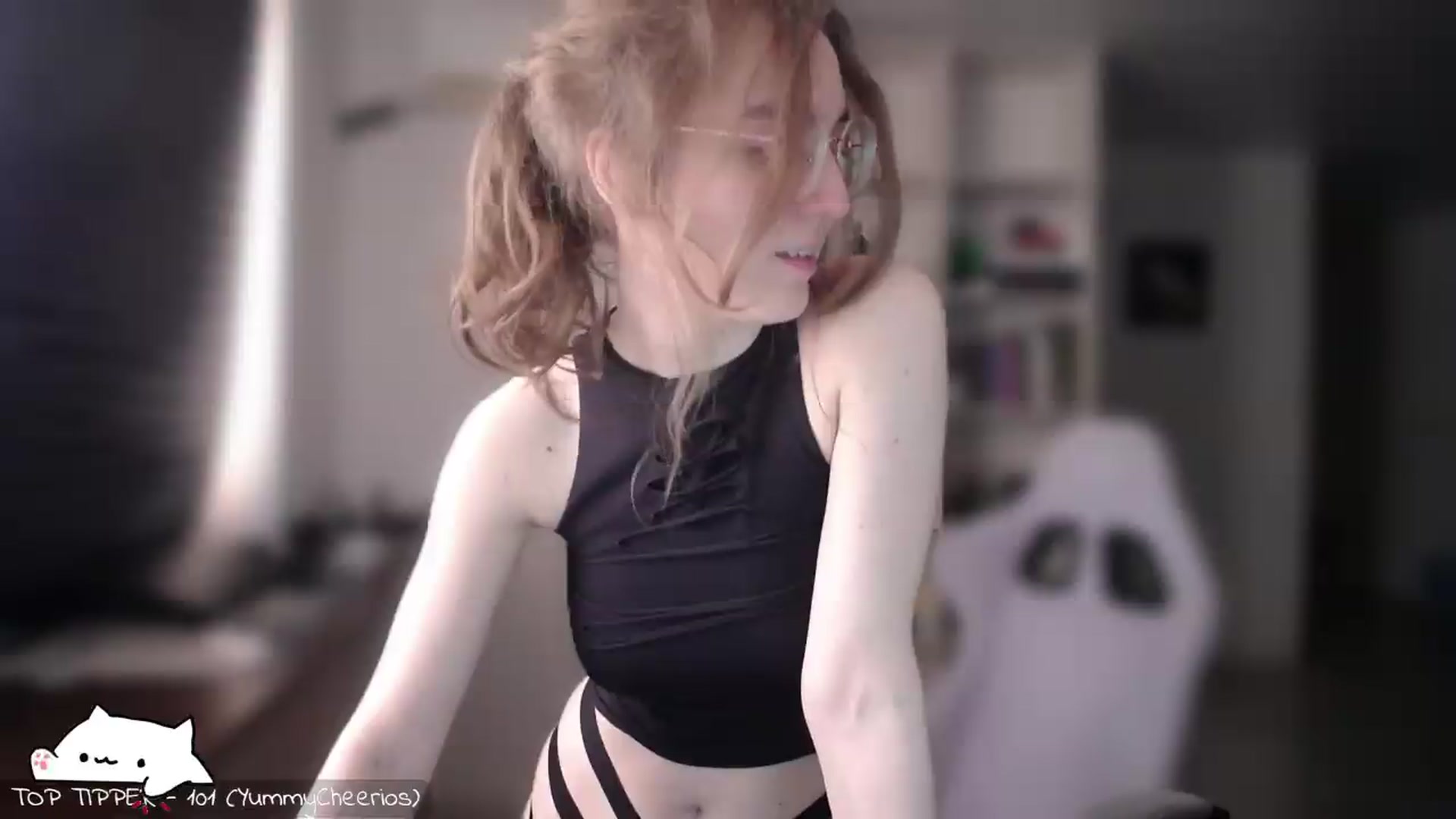 Gallery image thumbnail from Meowlexx's myfreecams stream on, 06/13/2026, 08:31 image 18 of 20