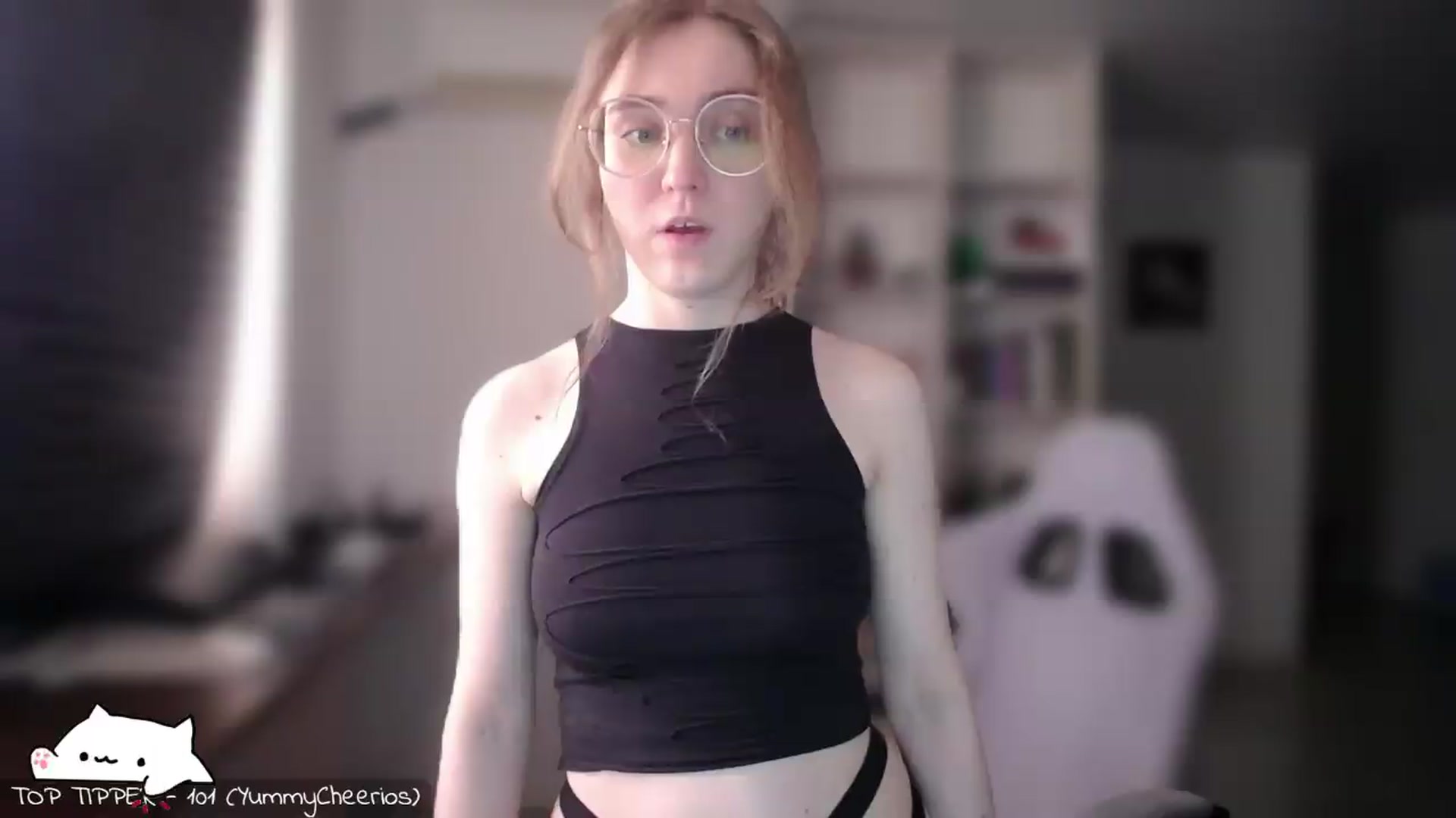 Gallery image thumbnail from Meowlexx's myfreecams stream on, 06/13/2026, 08:31 image 14 of 20