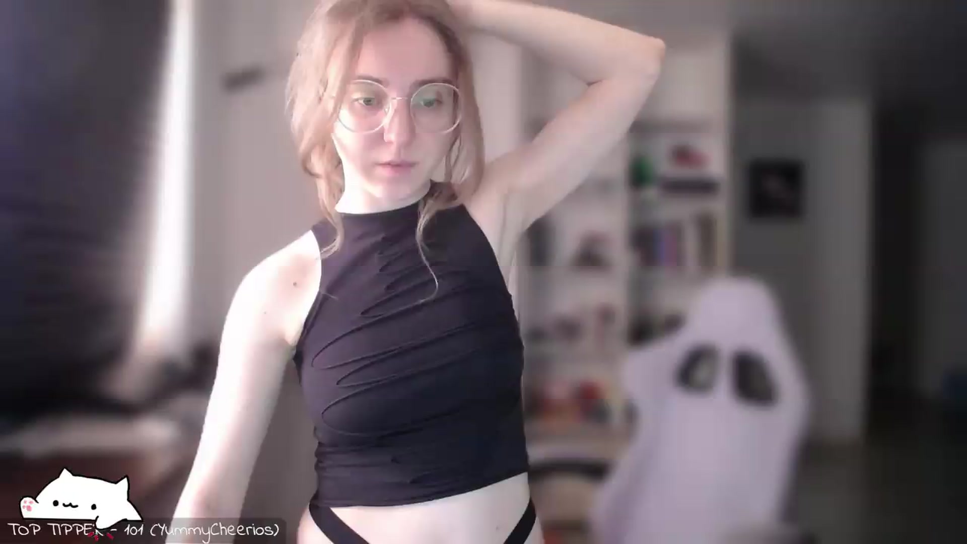 Gallery image thumbnail from Meowlexx's myfreecams stream on, 06/13/2026, 08:31 image 17 of 20