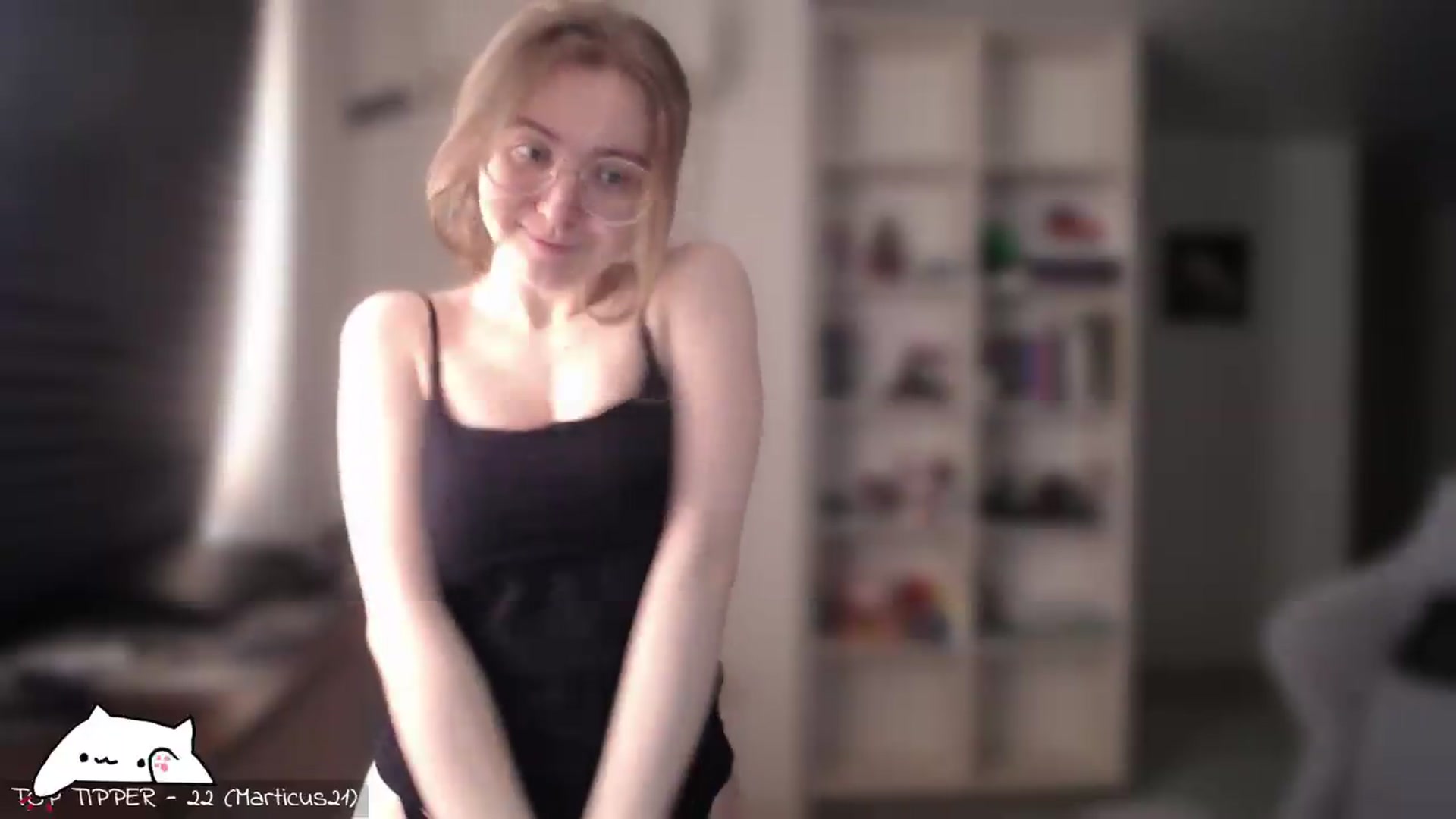 Gallery image thumbnail from Meowlexx's myfreecams stream on, 06/14/2026, 07:17 image 2 of 20