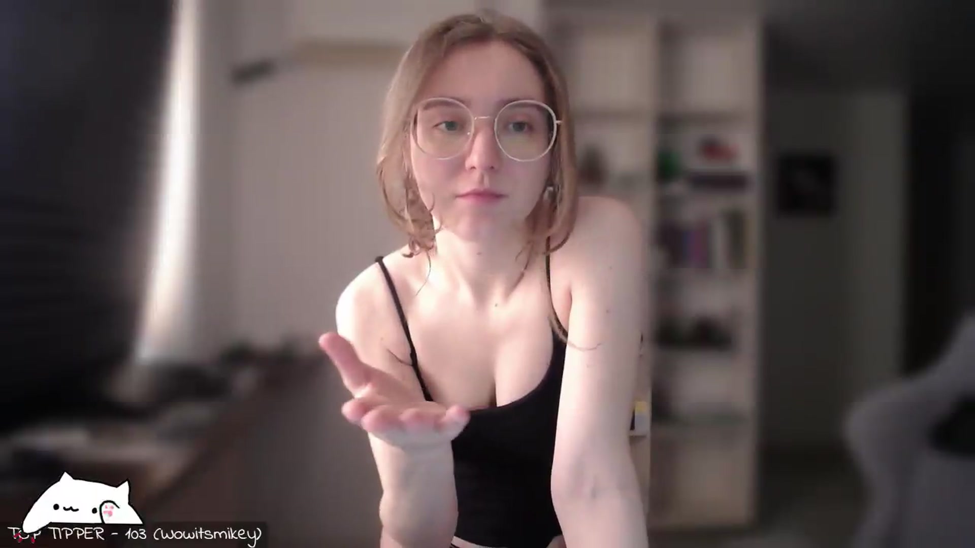 Gallery image thumbnail from Meowlexx's myfreecams stream on, 06/14/2026, 07:17 image 6 of 20