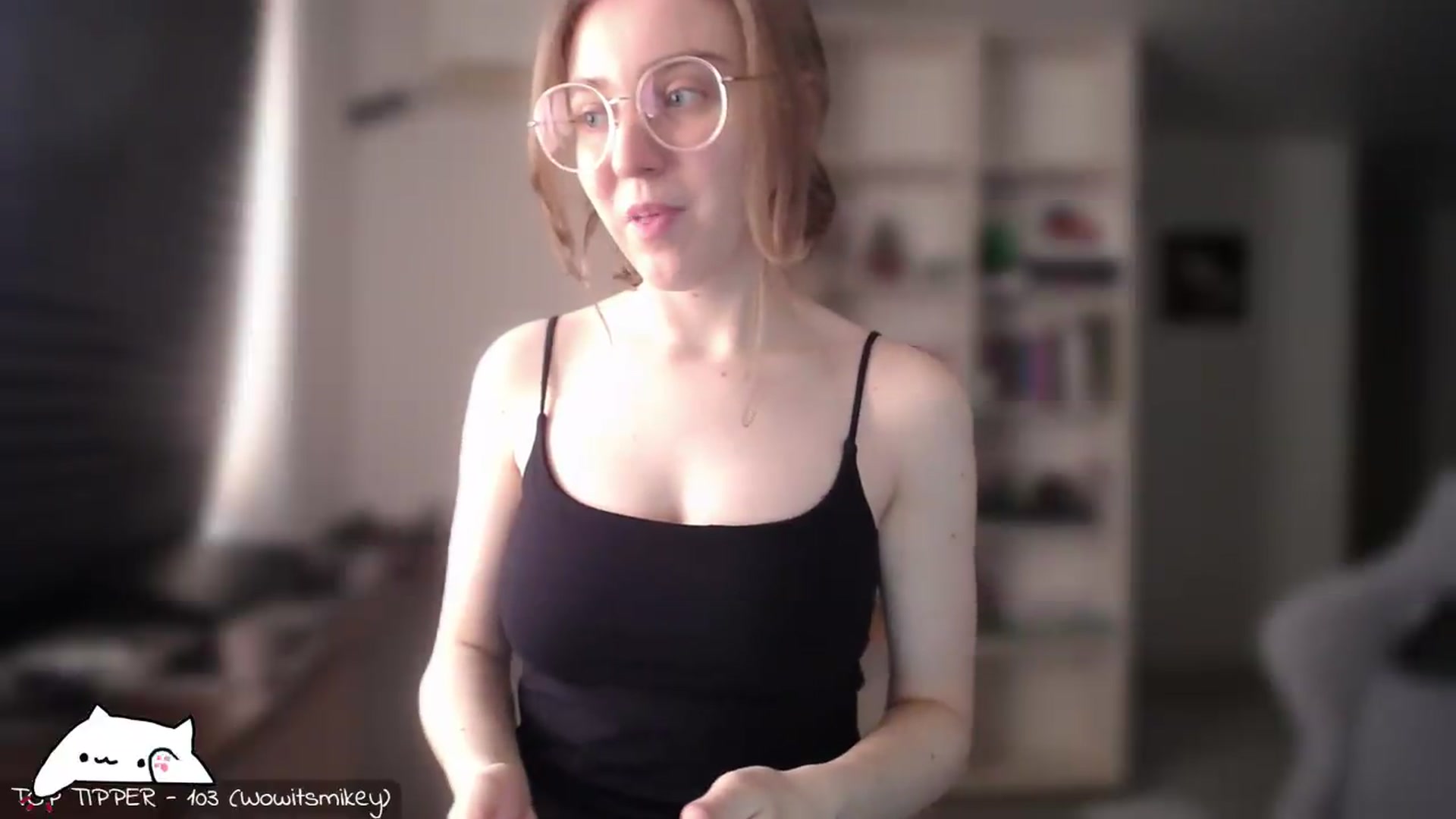 Gallery image thumbnail from Meowlexx's myfreecams stream on, 06/14/2026, 07:17 image 10 of 20