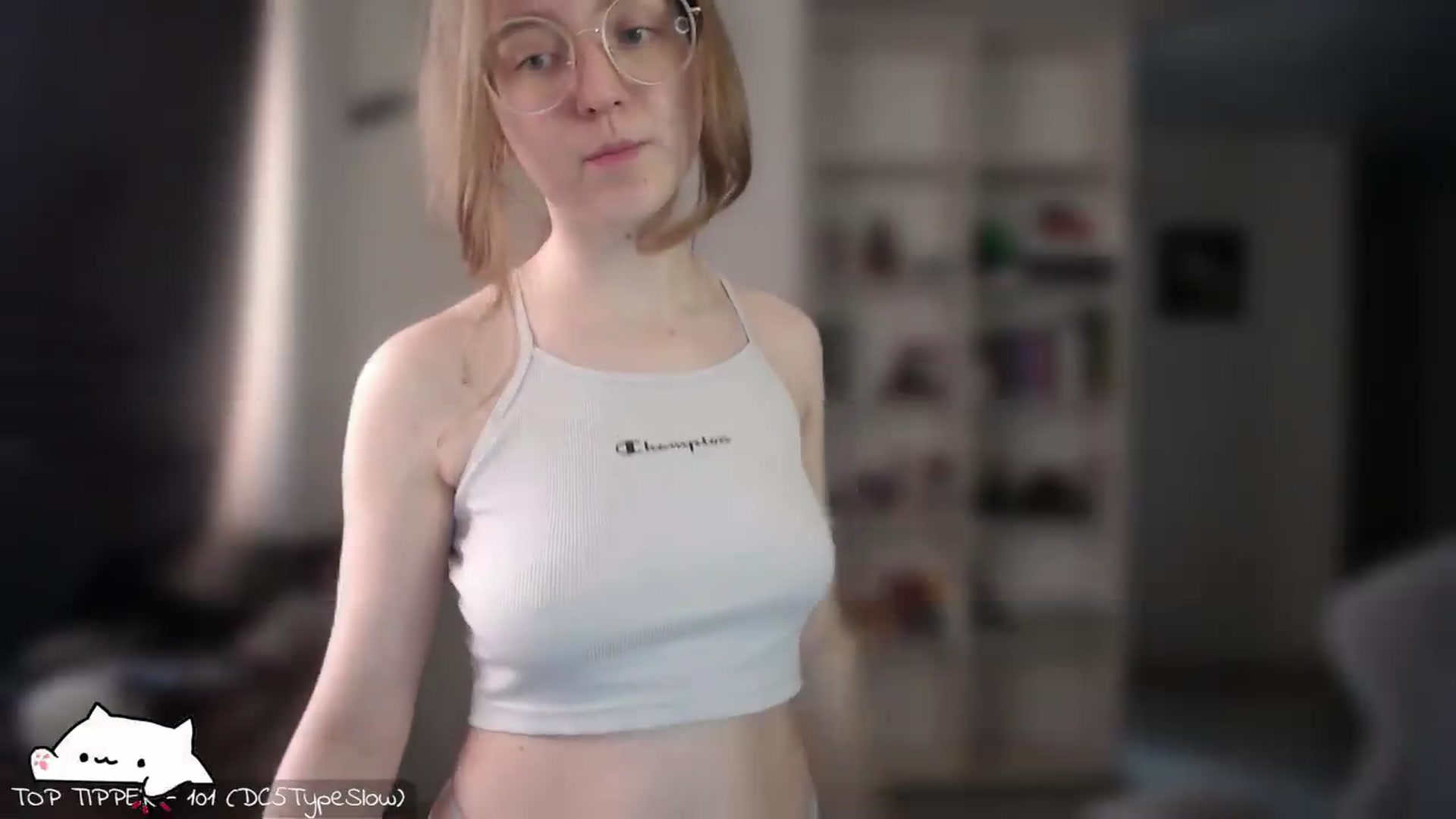 Gallery image thumbnail from Meowlexx's myfreecams stream on, 06/27/2026, 07:23 image 12 of 20