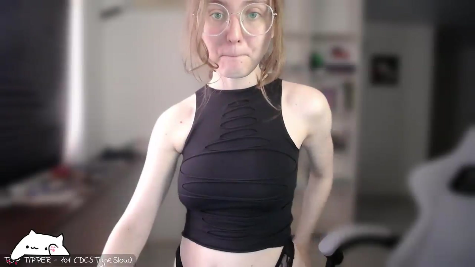 Gallery image thumbnail from Meowlexx's myfreecams stream on, 06/28/2026, 08:38 image 12 of 20