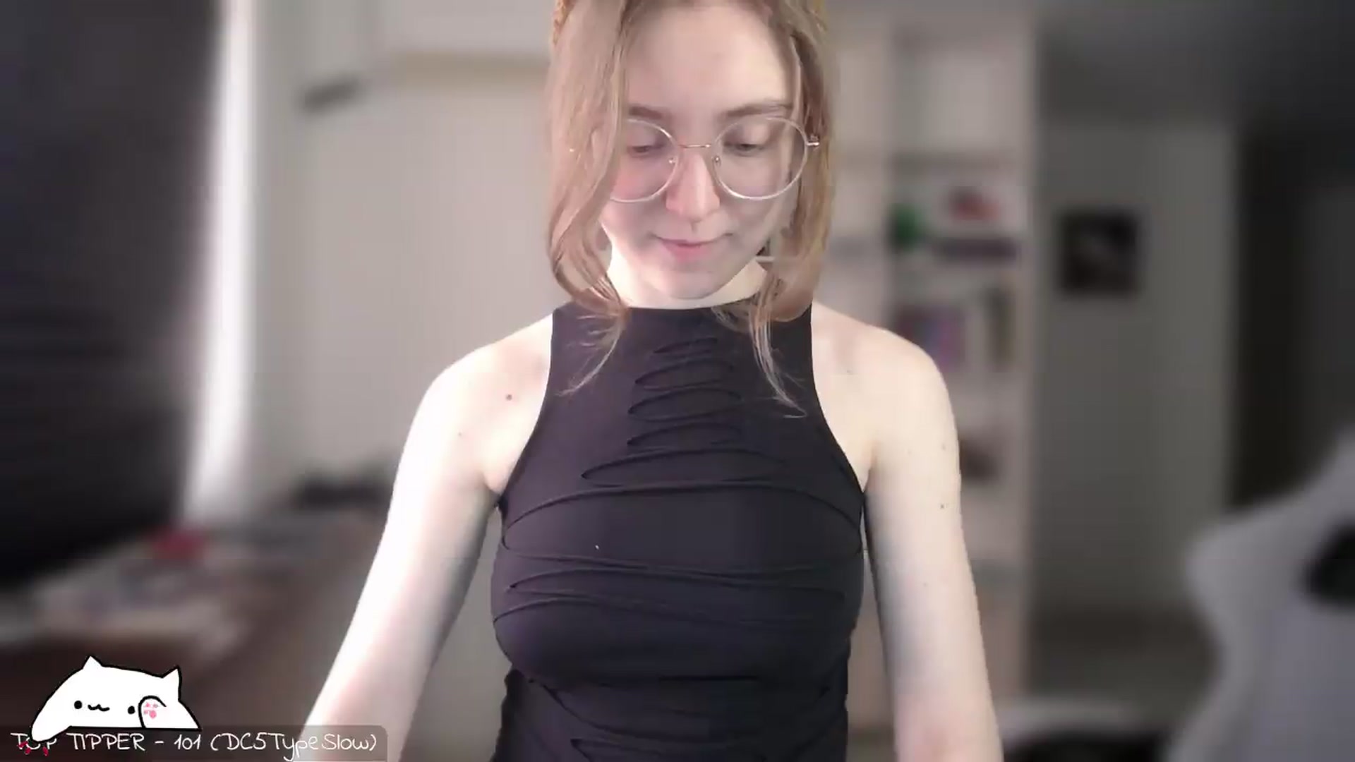 Gallery image thumbnail from Meowlexx's myfreecams stream on, 06/28/2026, 08:38 image 15 of 20