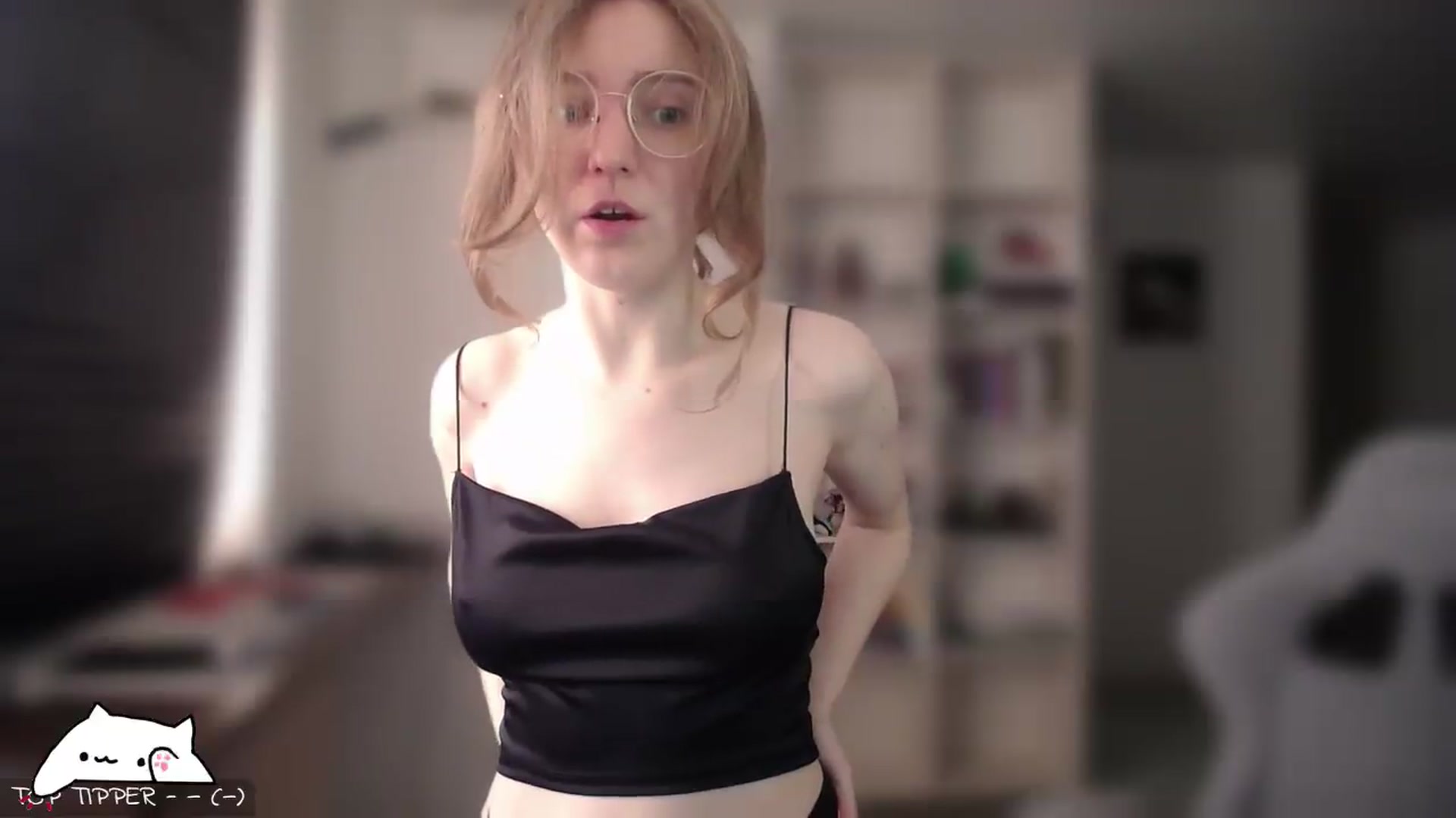 Gallery image thumbnail from Meowlexx's myfreecams stream on, 07/01/2026, 06:30 image 5 of 20