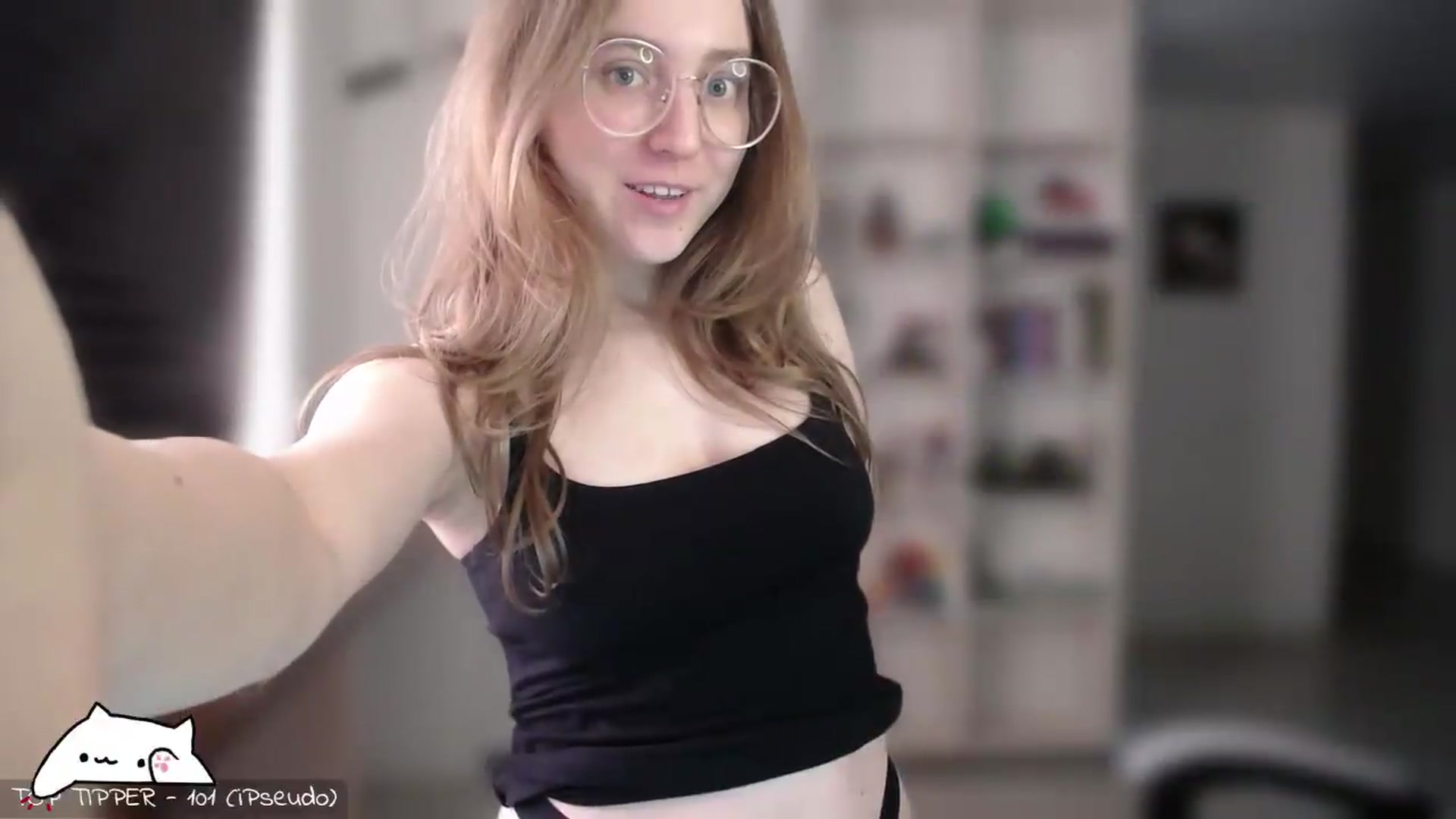 Gallery image thumbnail from Meowlexx's myfreecams stream on, 07/18/2026, 07:49 image 9 of 20