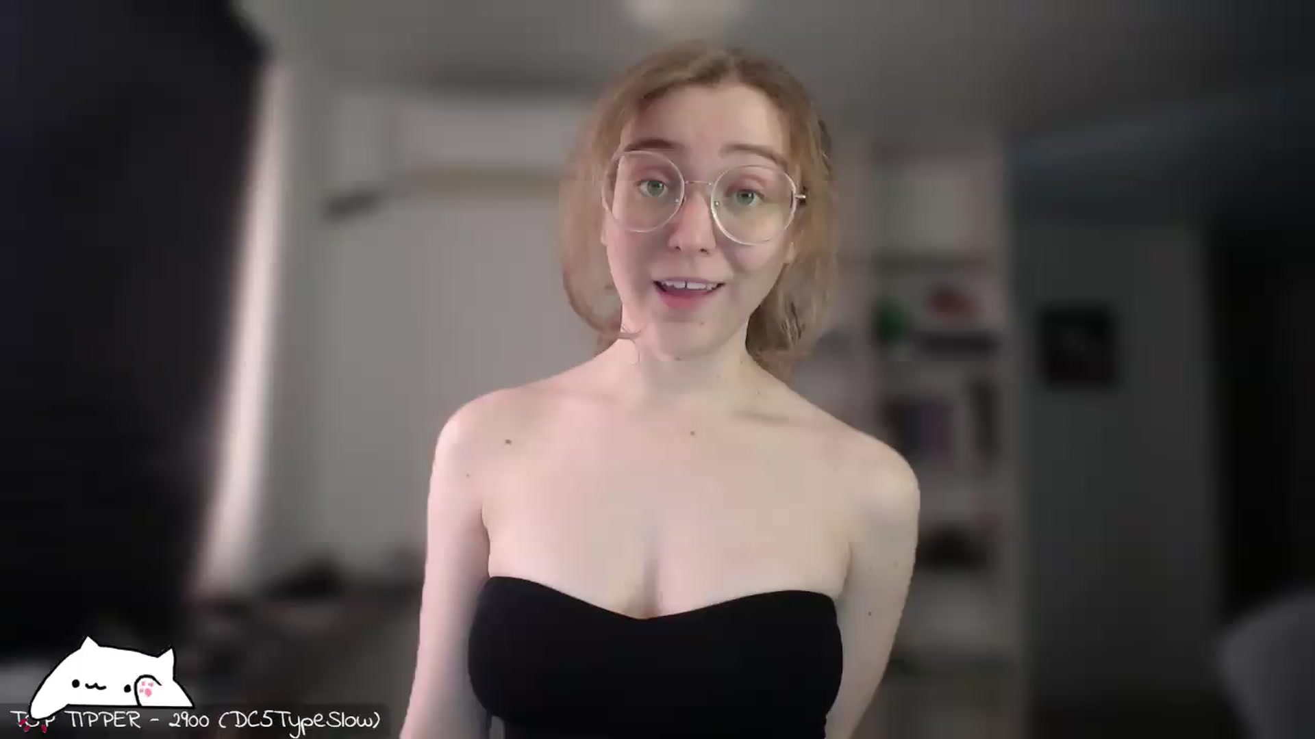 Gallery image thumbnail from Meowlexx's myfreecams stream on, 07/19/2026, 08:15 image 1 of 20