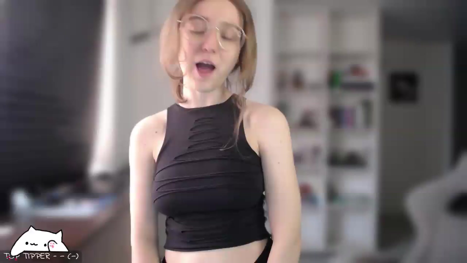 Gallery image thumbnail from Meowlexx's myfreecams stream on, 08/09/2026, 06:56 image 1 of 20