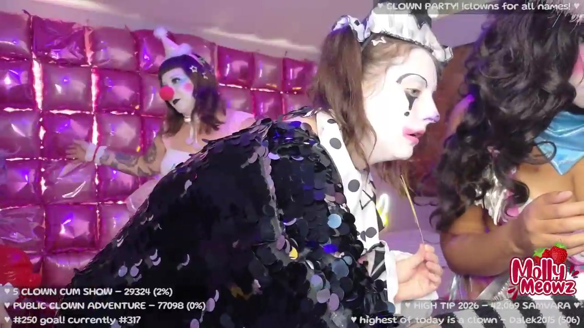 Gallery image thumbnail from Meowz's myfreecams stream on, 08/20/2026, 23:05 image 10 of 20