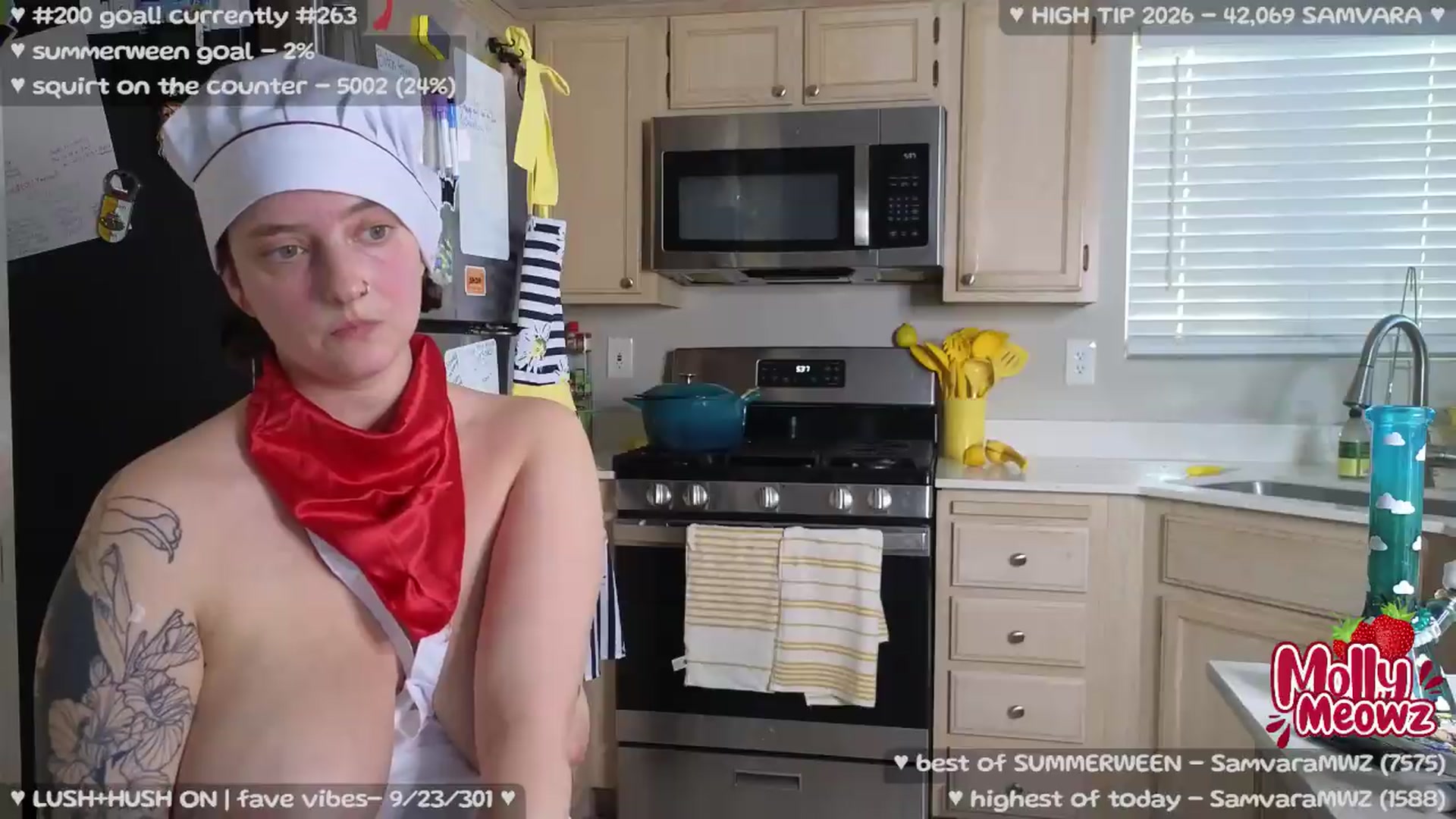 Gallery image thumbnail from Meowz's myfreecams stream on, 08/25/2026, 01:42 image 18 of 20