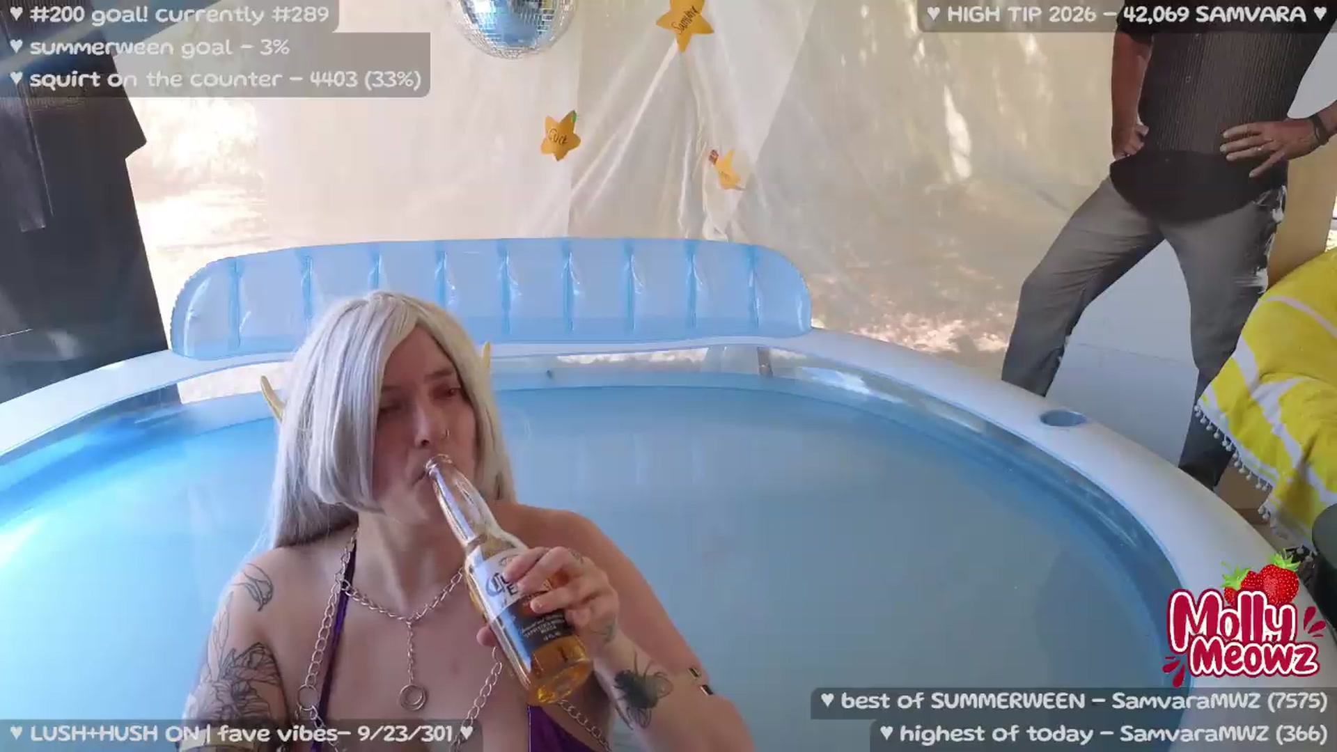 Gallery image thumbnail from Meowz's myfreecams stream on, 08/26/2026, 21:41 image 12 of 20
