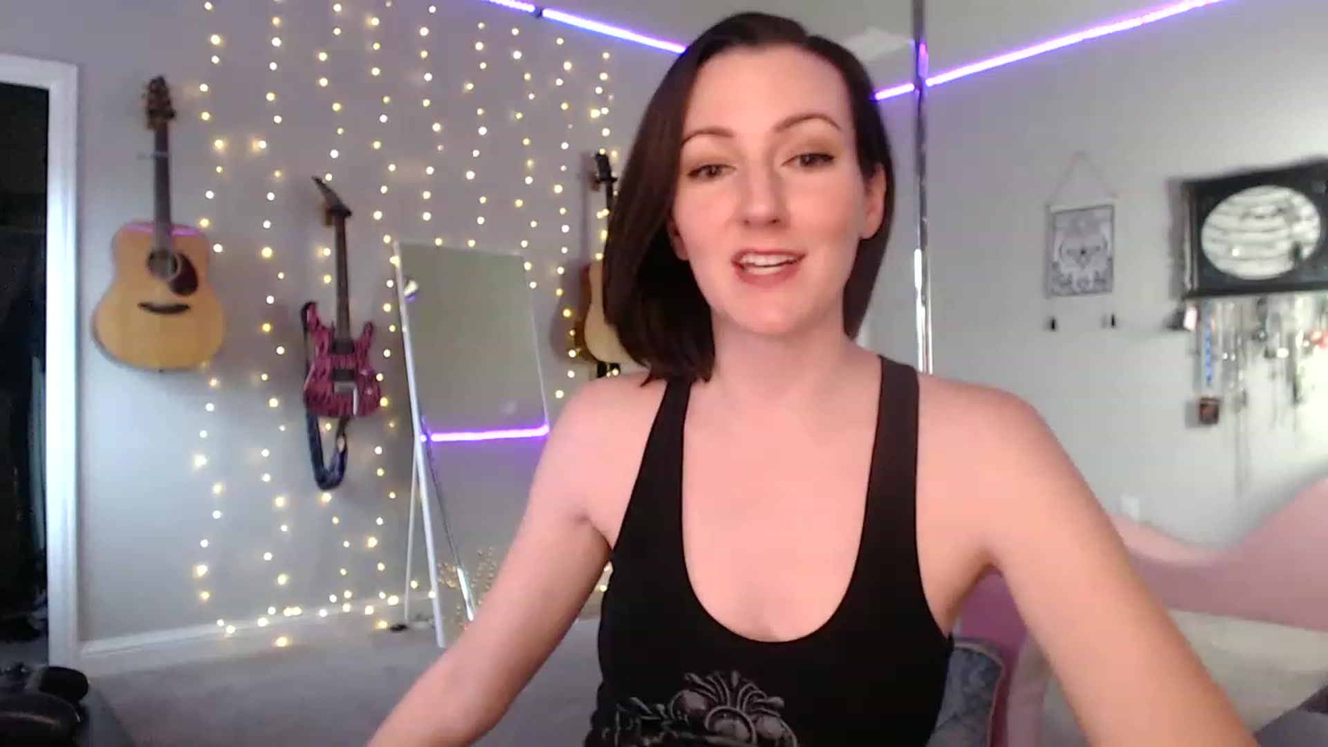 Gallery image thumbnail from MeredithBae's myfreecams stream on, 11/24/2022, 22:53 image 3 of 20