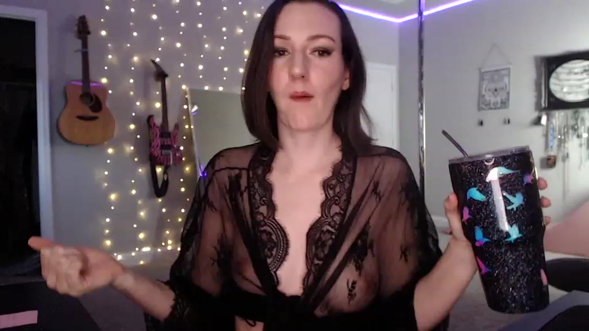 Gallery image thumbnail from MeredithBae's myfreecams stream on, 12/02/2022, 23:19 image 15 of 20
