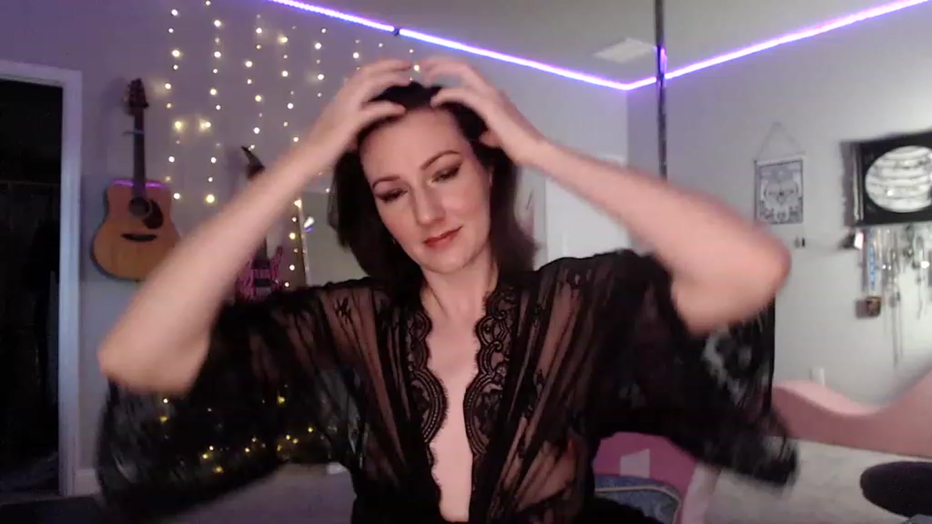 Gallery image thumbnail from MeredithBae's myfreecams stream on, 12/02/2022, 23:19 image 18 of 20
