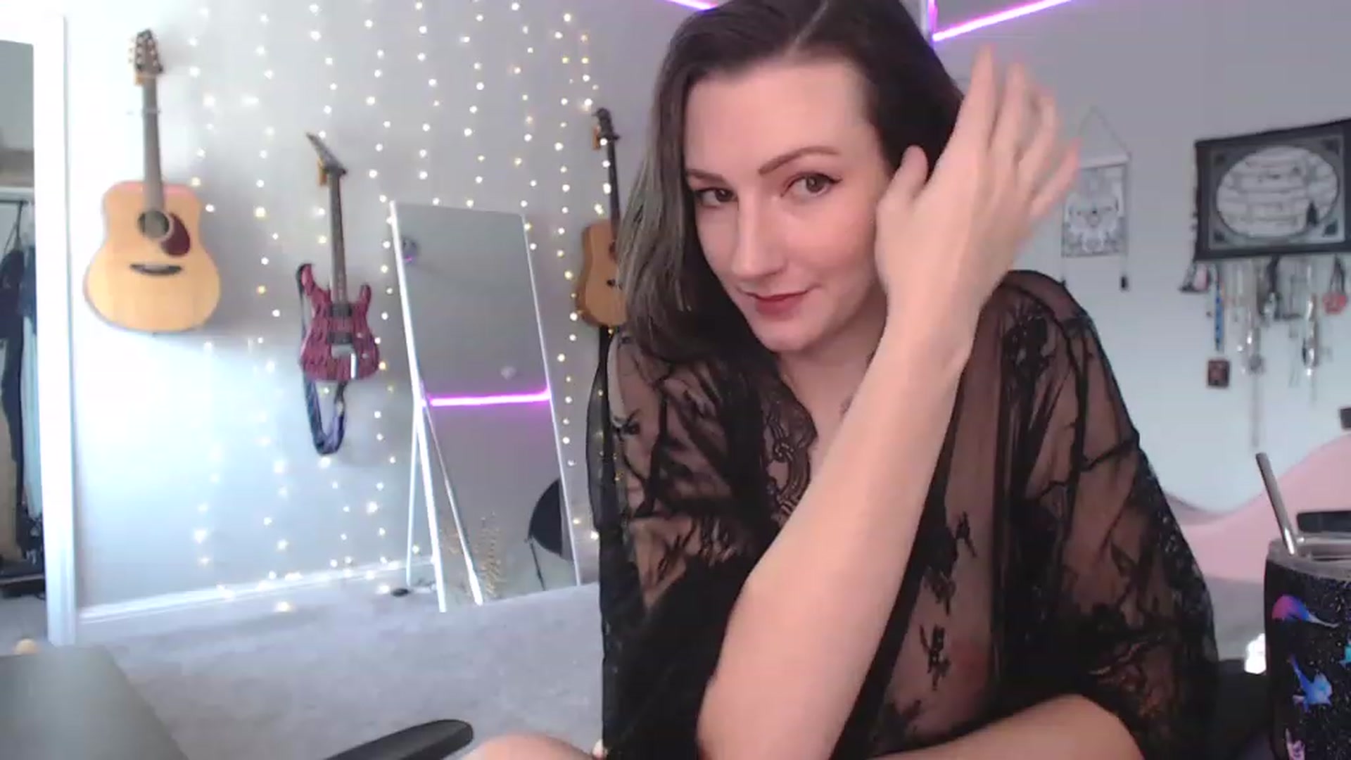 Gallery image thumbnail from MeredithBae's myfreecams stream on, 12/09/2022, 22:13 image 15 of 20