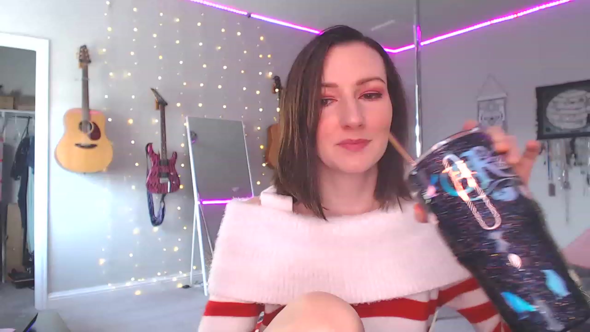 Gallery image thumbnail from MeredithBae's myfreecams stream on, 12/21/2022, 22:50 image 10 of 20