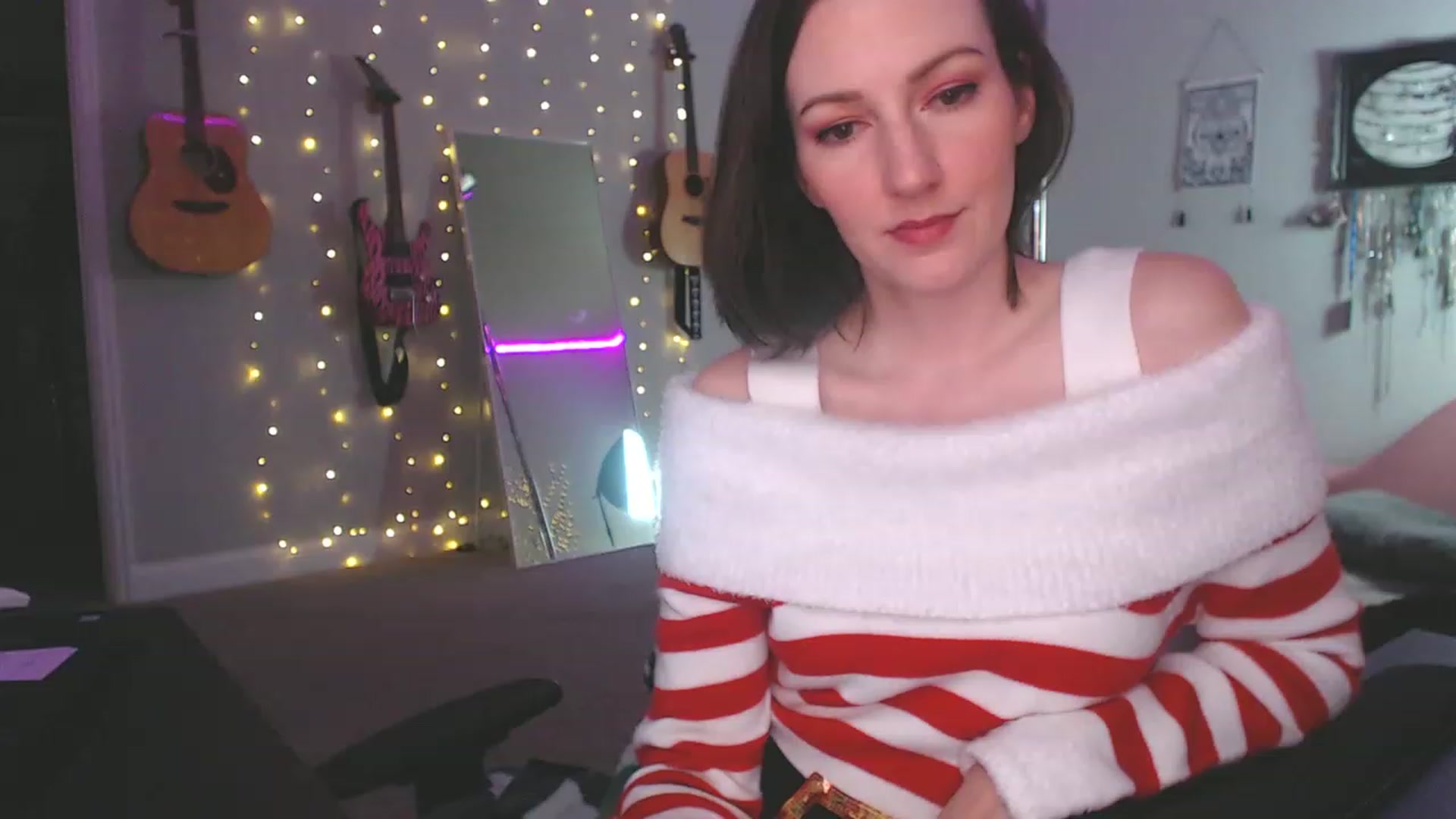 Gallery image thumbnail from MeredithBae's myfreecams stream on, 12/22/2022, 06:20 image 8 of 20
