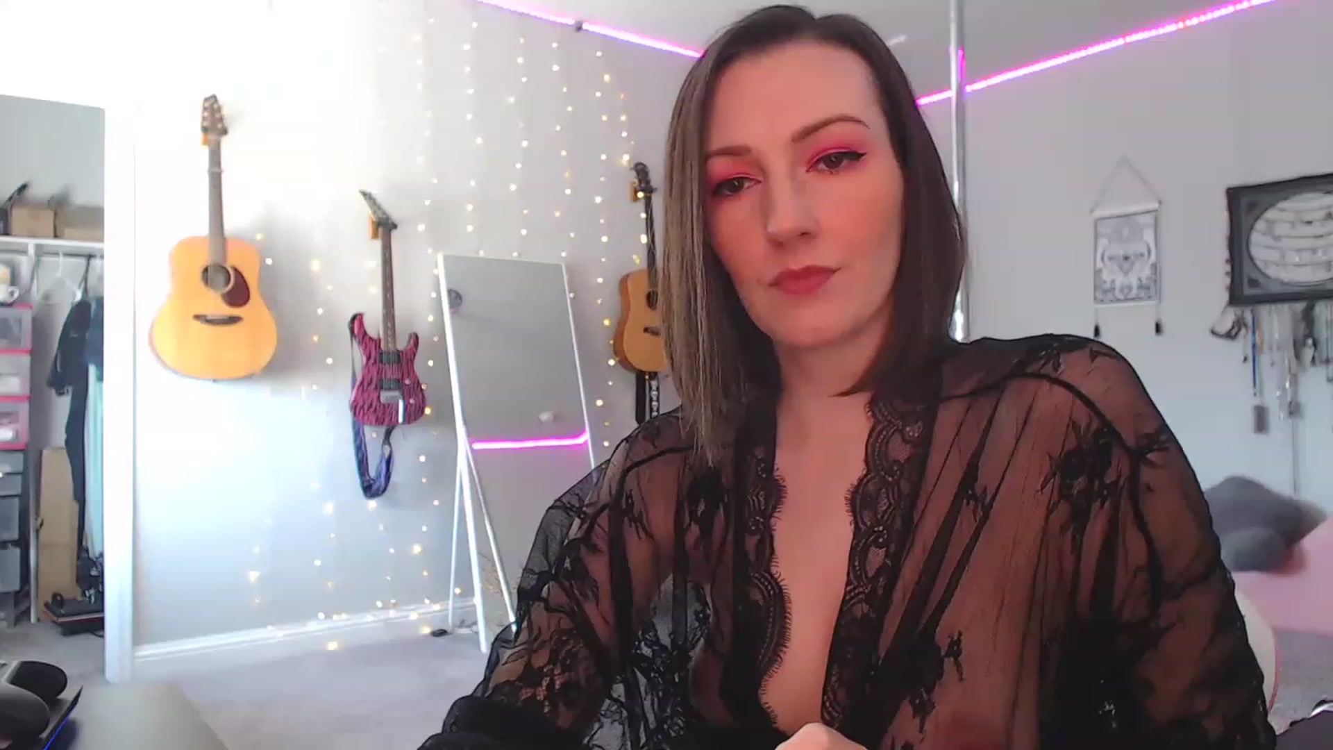 Gallery image thumbnail from MeredithBae's myfreecams stream on, 12/26/2022, 21:41 image 3 of 20