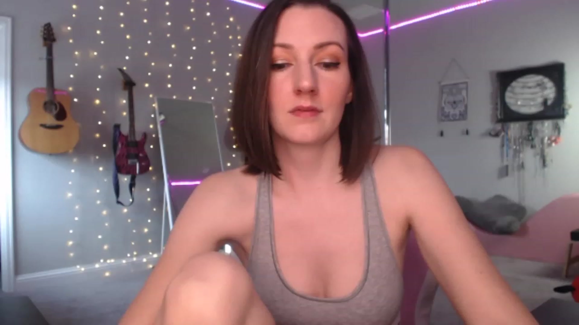 Gallery image thumbnail from MeredithBae's myfreecams stream on, 12/28/2022, 23:24 image 15 of 20