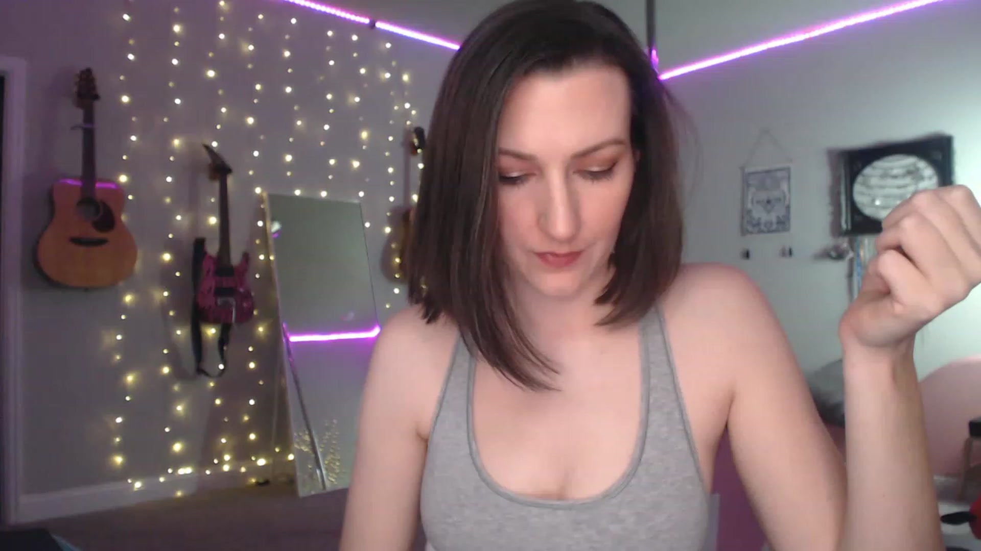Gallery image thumbnail from MeredithBae's myfreecams stream on, 12/29/2022, 02:45 image 10 of 20