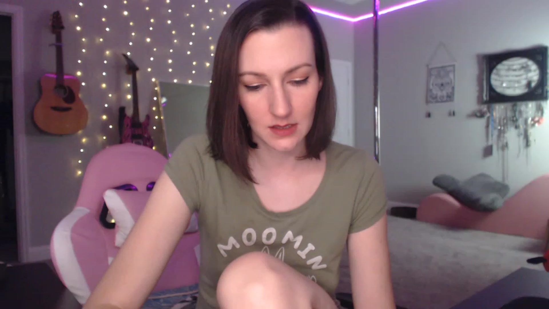 Gallery image thumbnail from MeredithBae's myfreecams stream on, 12/30/2022, 06:23 image 8 of 20