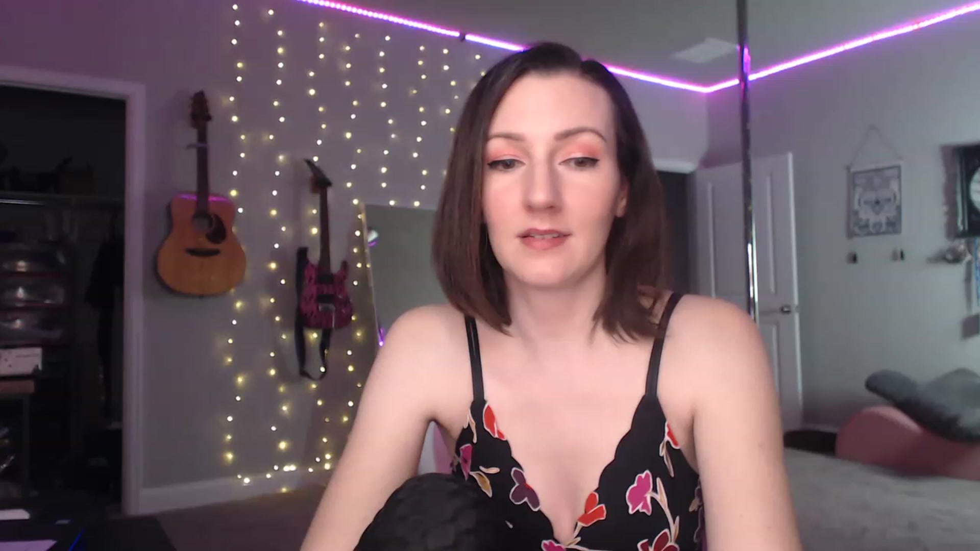 Gallery image thumbnail from MeredithBae's myfreecams stream on, 01/03/2023, 06:19 image 14 of 20