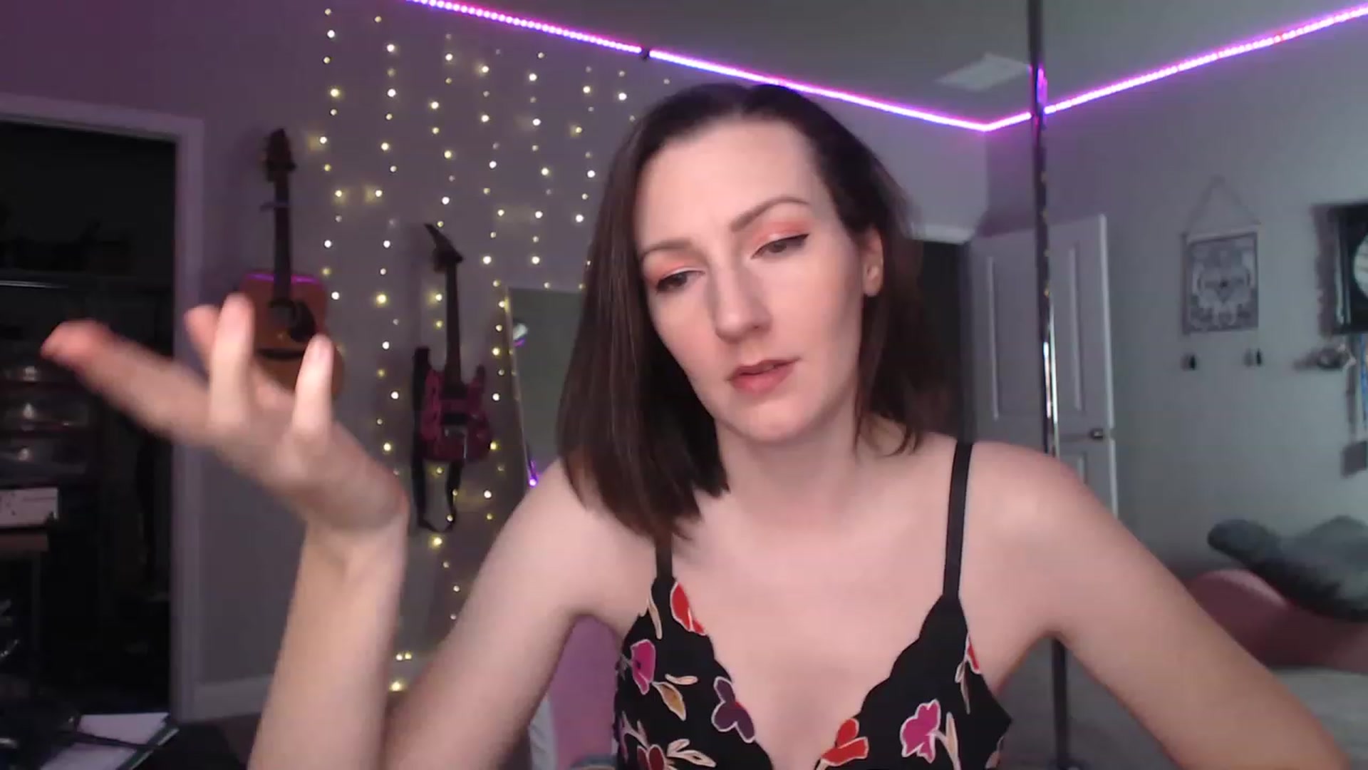 Gallery image thumbnail from MeredithBae's myfreecams stream on, 01/03/2023, 06:19 image 7 of 20