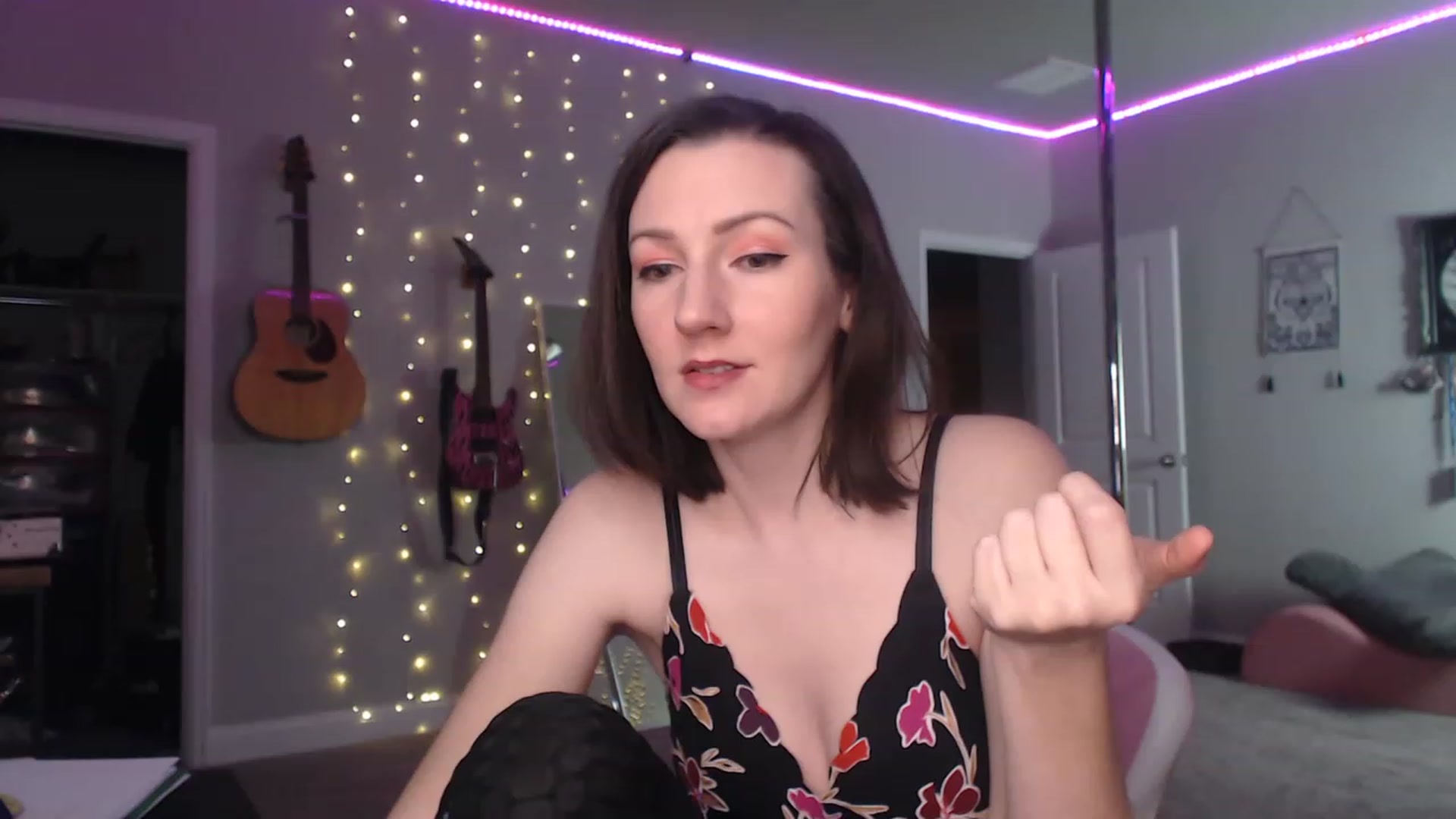 Gallery image thumbnail from MeredithBae's myfreecams stream on, 01/03/2023, 06:19 image 12 of 20