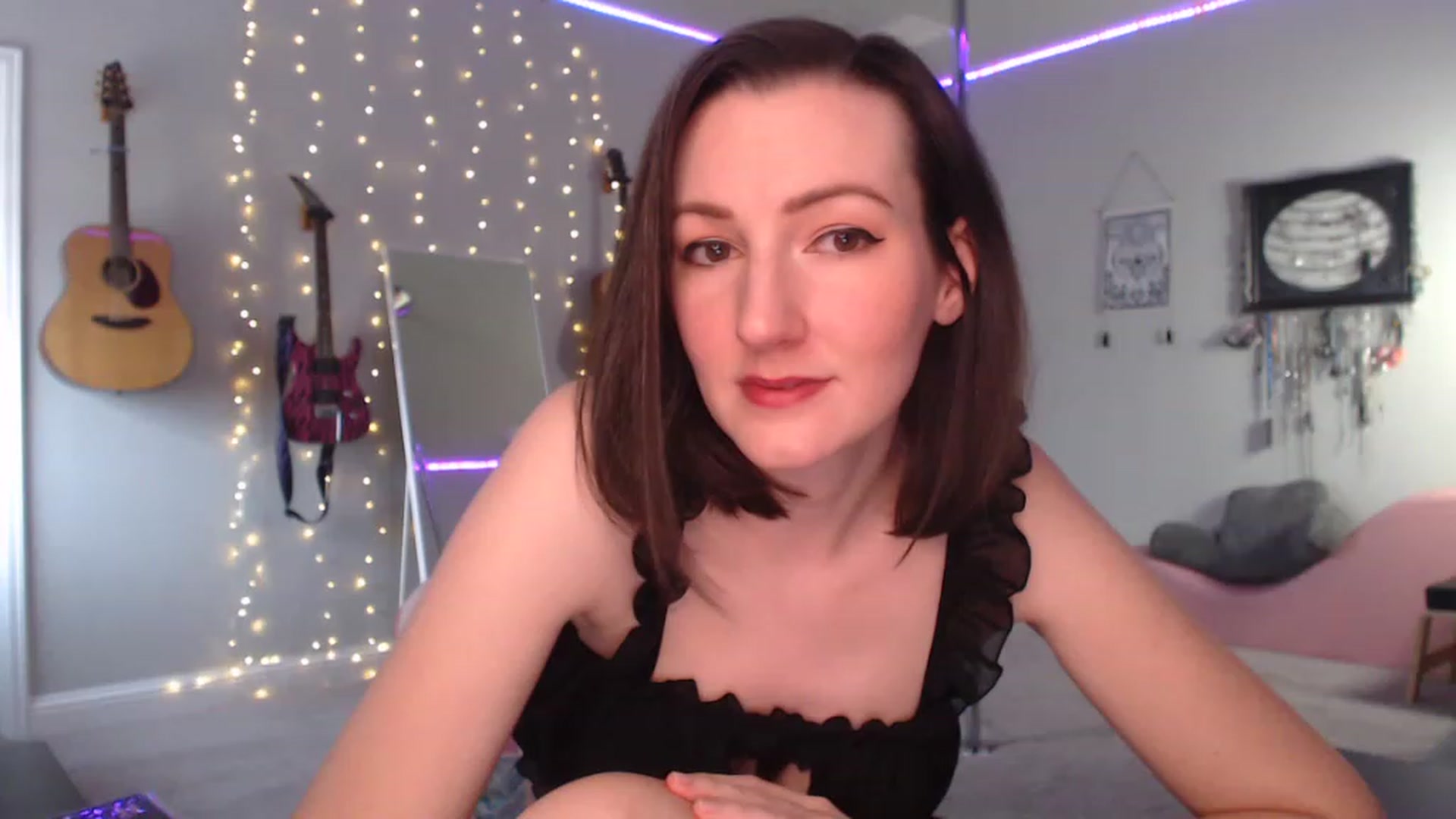 Gallery image thumbnail from MeredithBae's myfreecams stream on, 01/16/2023, 22:16 image 7 of 20