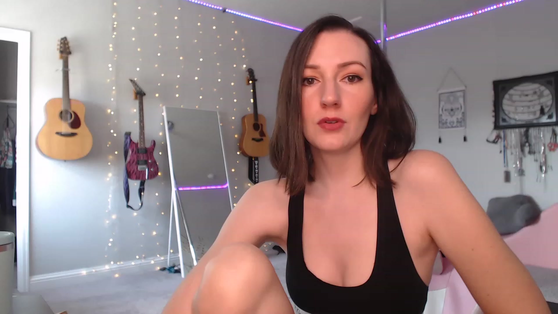 Gallery image thumbnail from MeredithBae's myfreecams stream on, 01/17/2023, 21:19 image 6 of 20