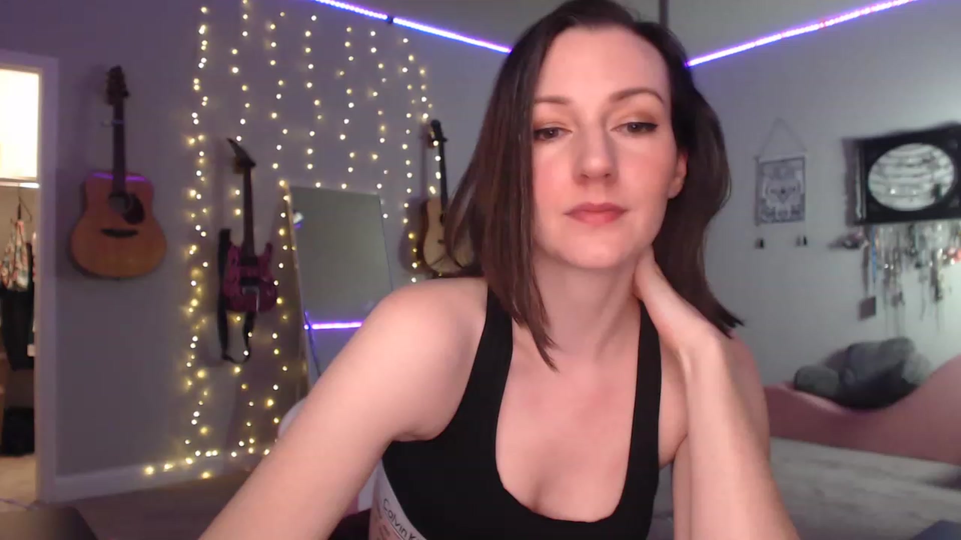 Gallery image thumbnail from MeredithBae's myfreecams stream on, 01/18/2023, 05:19 image 14 of 20
