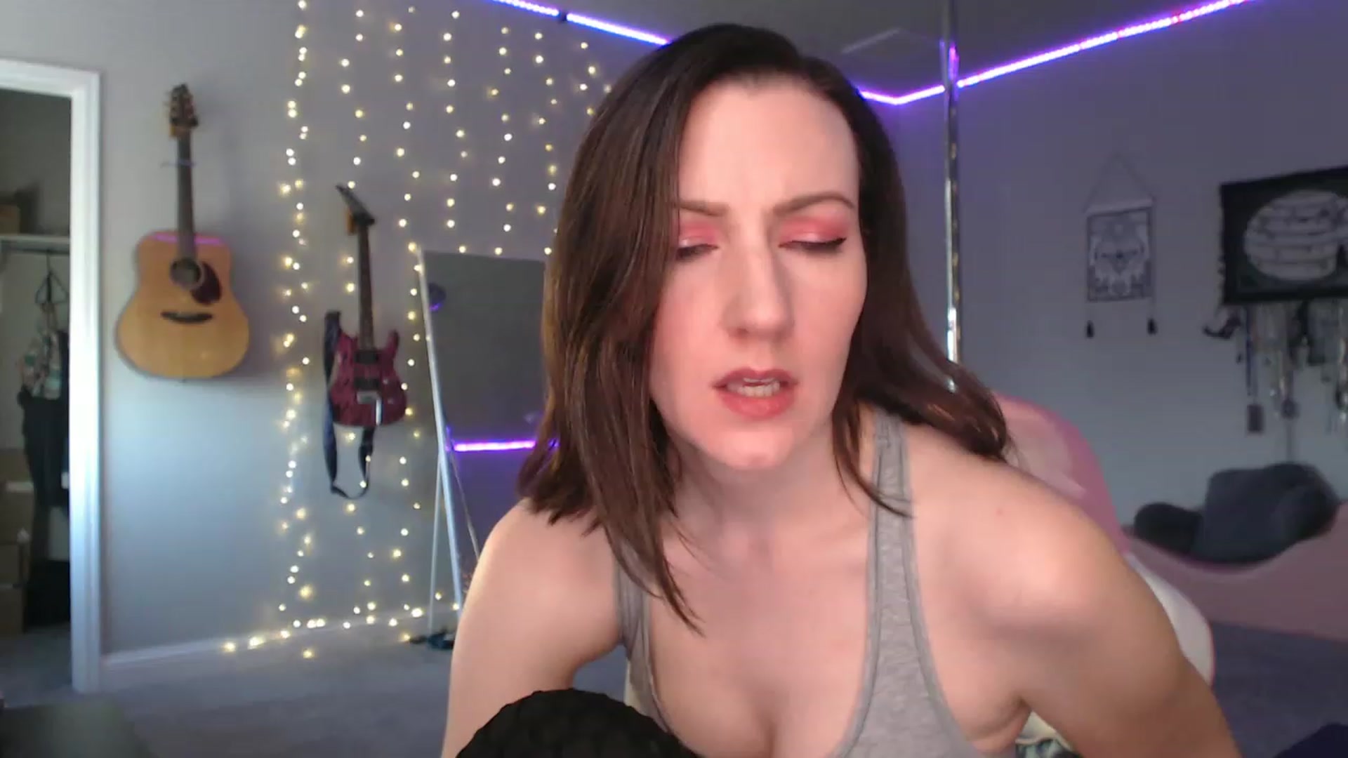 Gallery image thumbnail from MeredithBae's myfreecams stream on, 01/20/2023, 24:04 image 10 of 20