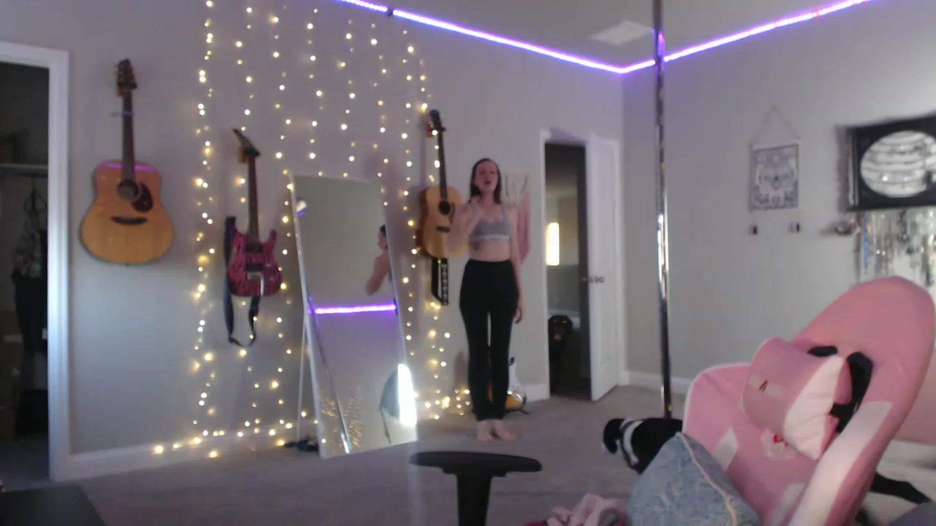 Gallery image thumbnail from MeredithBae's myfreecams stream on, 01/20/2023, 24:04 image 14 of 20