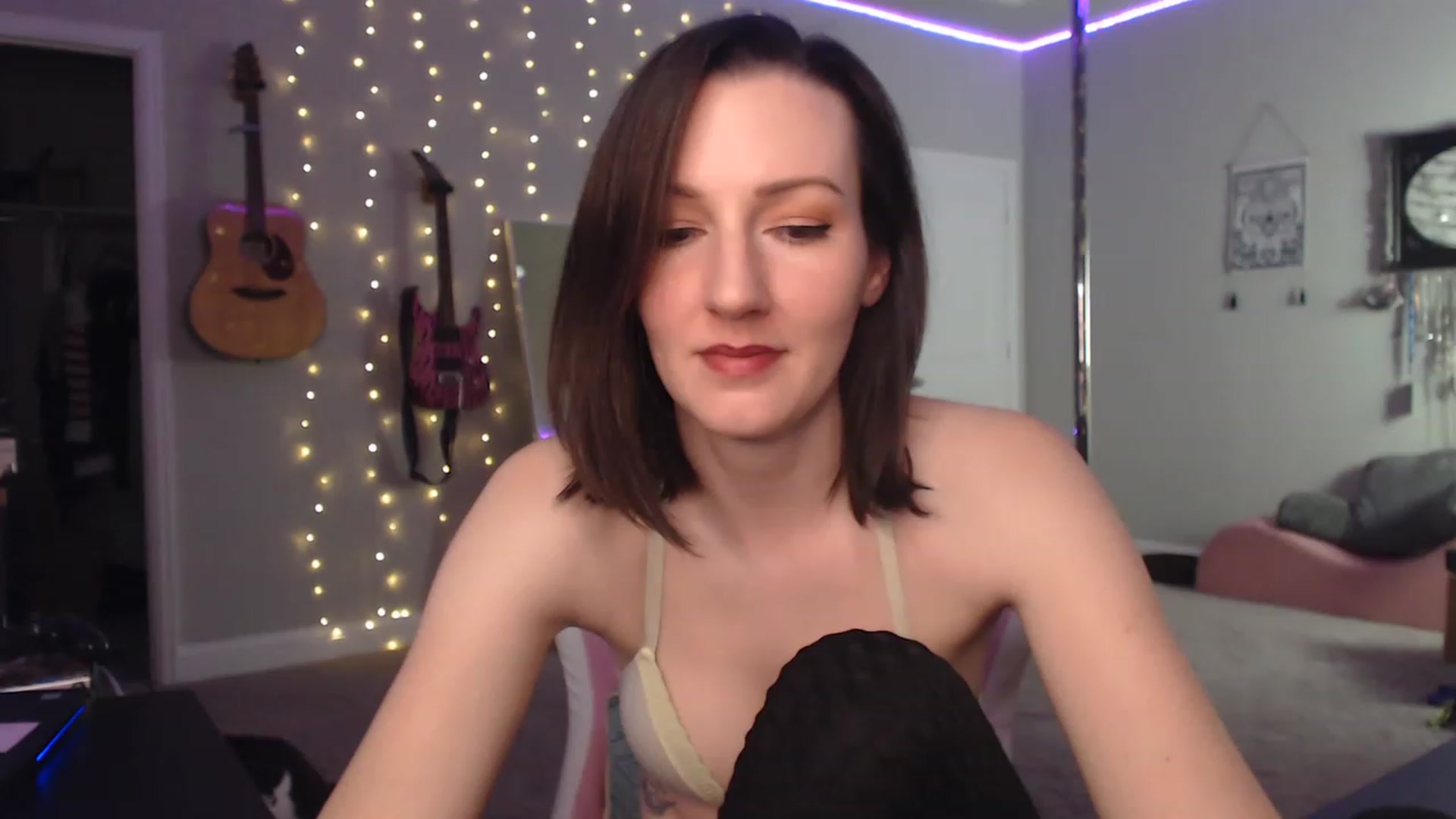 Gallery image thumbnail from MeredithBae's myfreecams stream on, 01/30/2023, 06:31 image 16 of 20