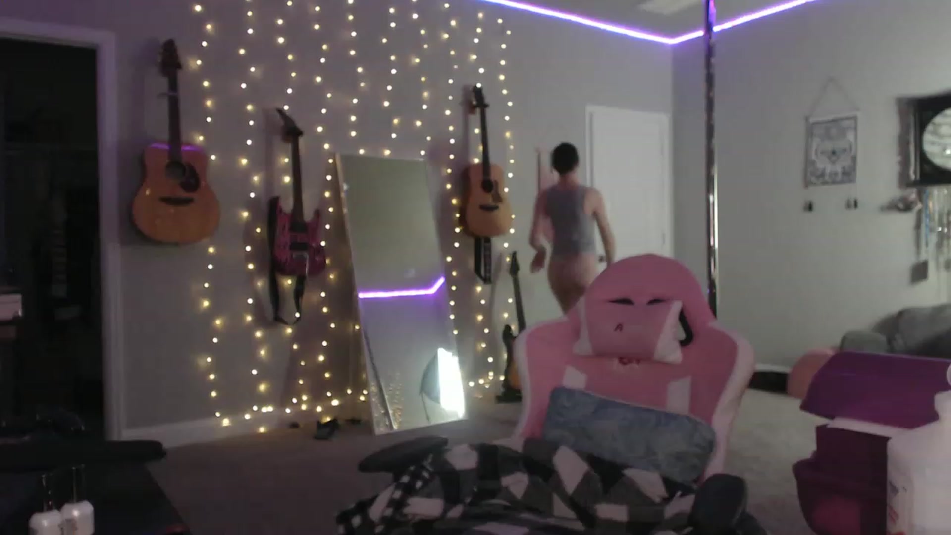 Gallery image thumbnail from MeredithBae's myfreecams stream on, 01/31/2023, 06:53 image 3 of 20