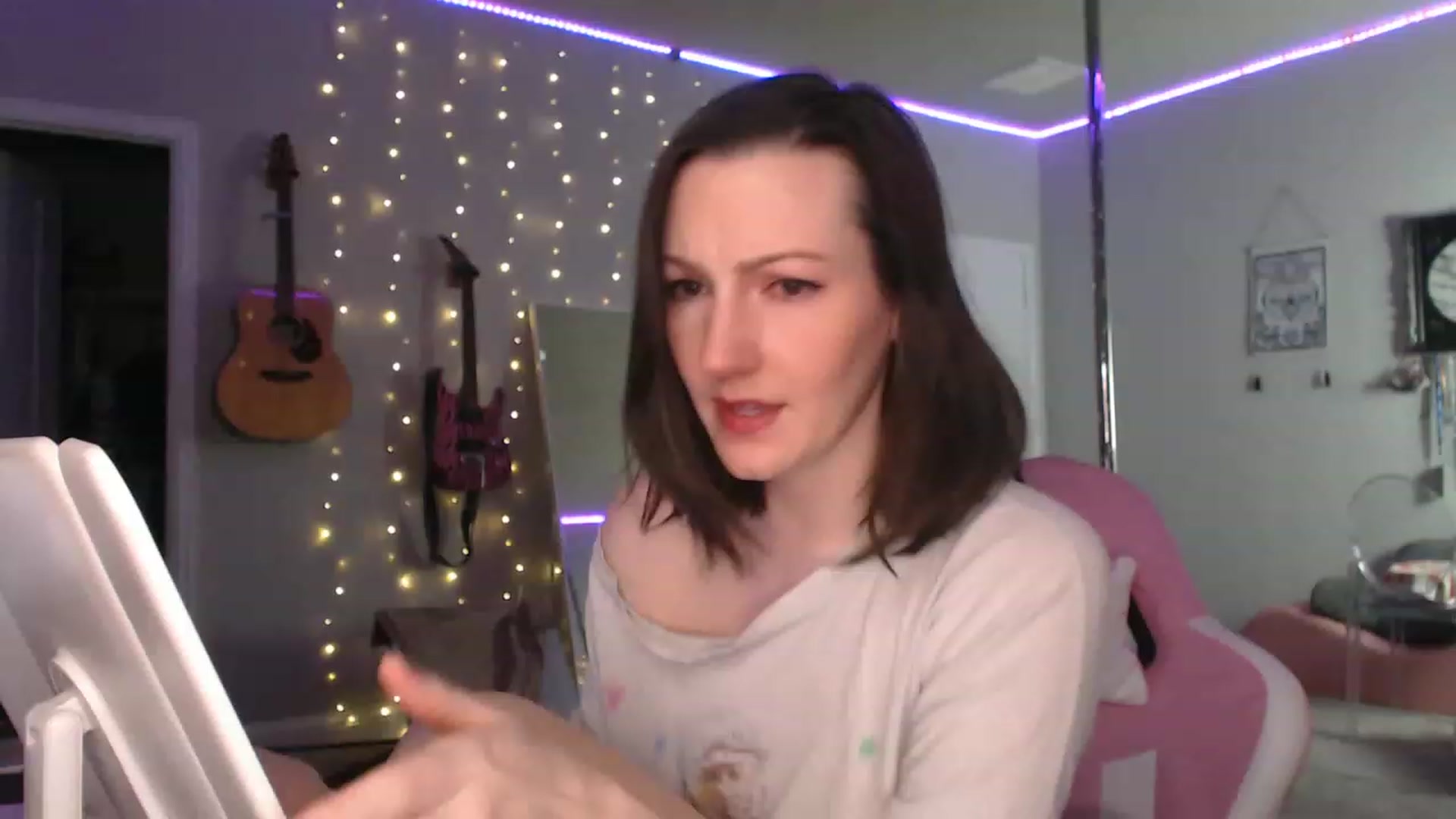 Gallery image thumbnail from MeredithBae's myfreecams stream on, 02/13/2023, 05:50 image 14 of 20