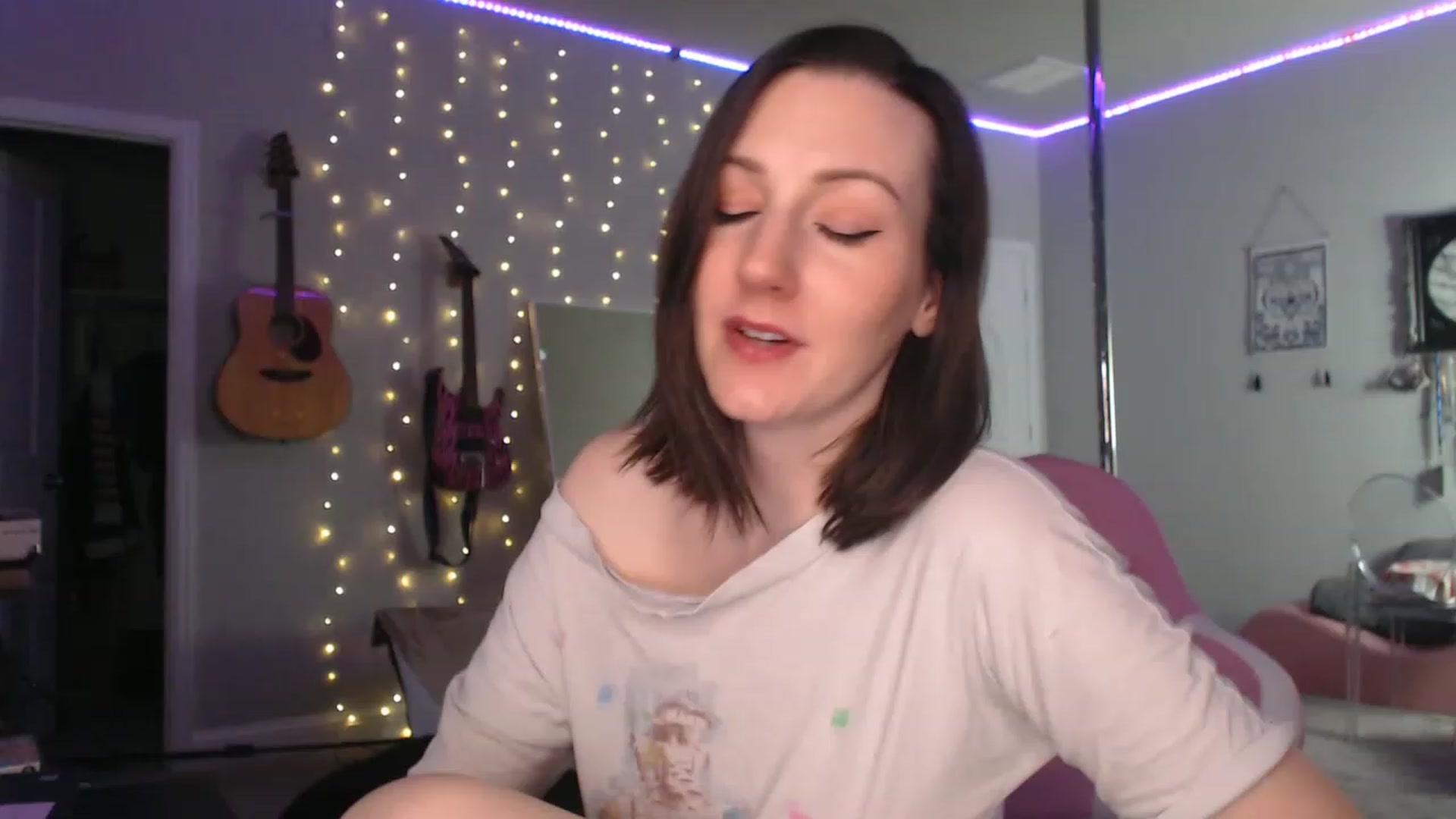 Gallery image thumbnail from MeredithBae's myfreecams stream on, 02/13/2023, 05:50 image 10 of 20