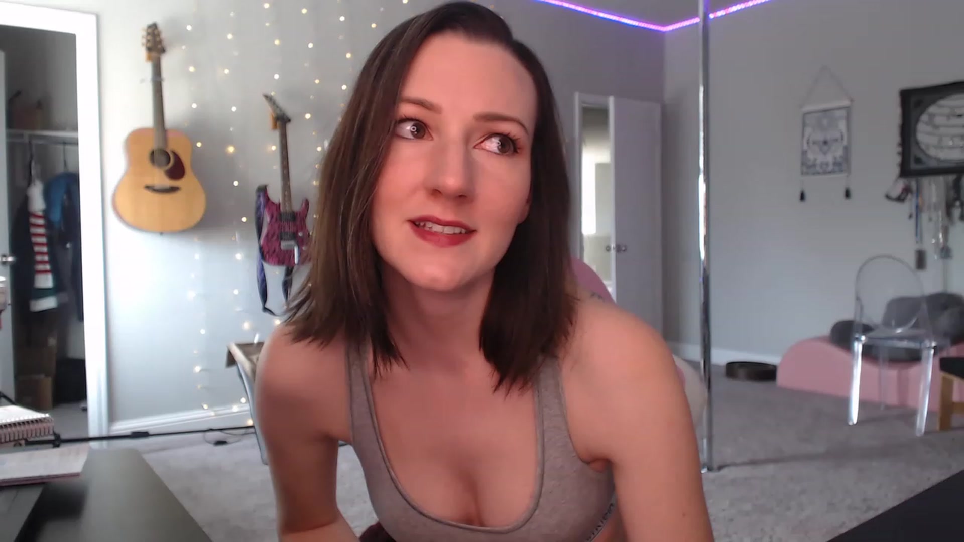 Gallery image thumbnail from MeredithBae's myfreecams stream on, 02/13/2023, 22:11 image 15 of 20