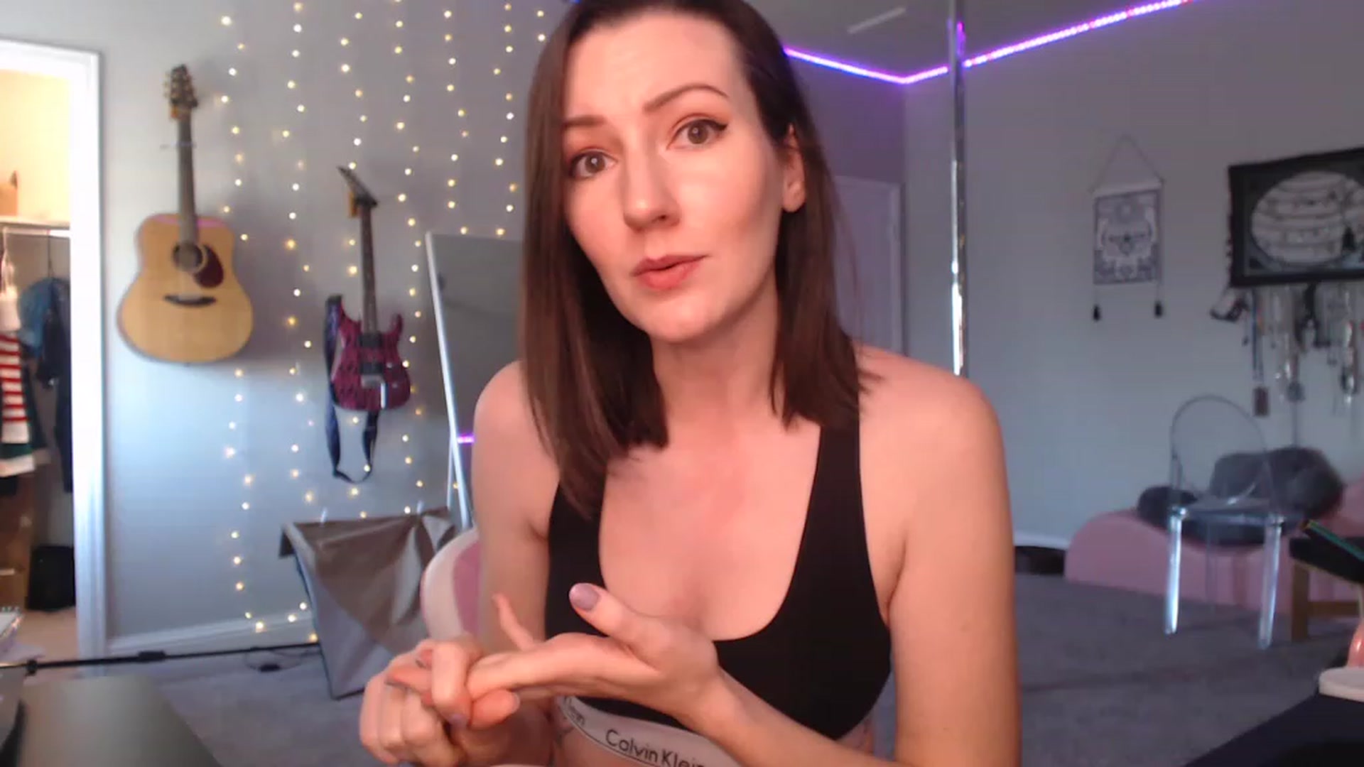 Gallery image thumbnail from MeredithBae's myfreecams stream on, 02/17/2023, 23:26 image 16 of 20