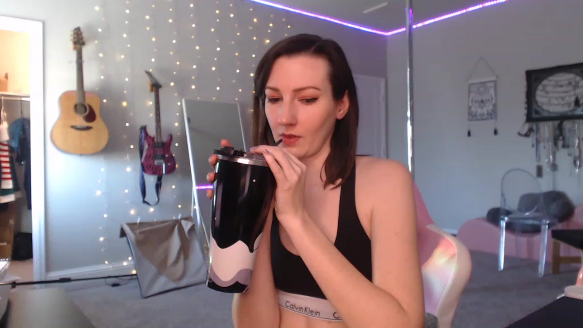 Gallery image thumbnail from MeredithBae's myfreecams stream on, 02/17/2023, 23:26 image 7 of 20