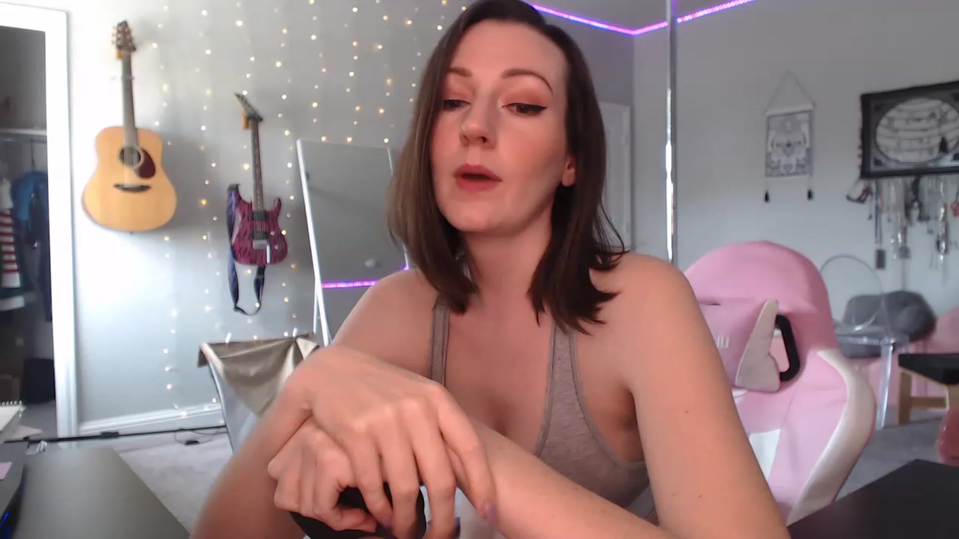 Gallery image thumbnail from MeredithBae's myfreecams stream on, 02/26/2023, 22:52 image 4 of 20
