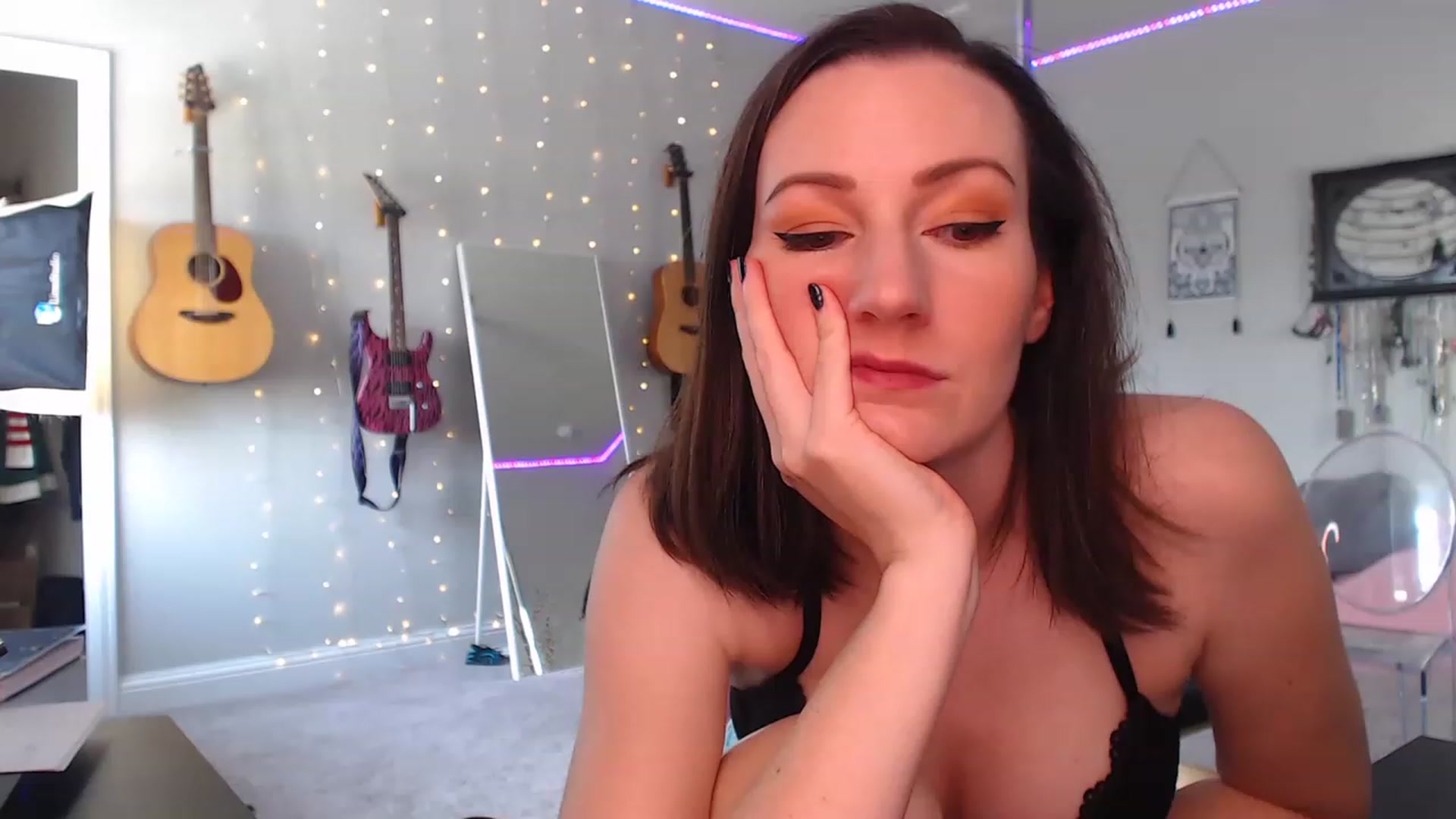 Gallery image thumbnail from MeredithBae's myfreecams stream on, 03/07/2023, 23:15 image 3 of 20
