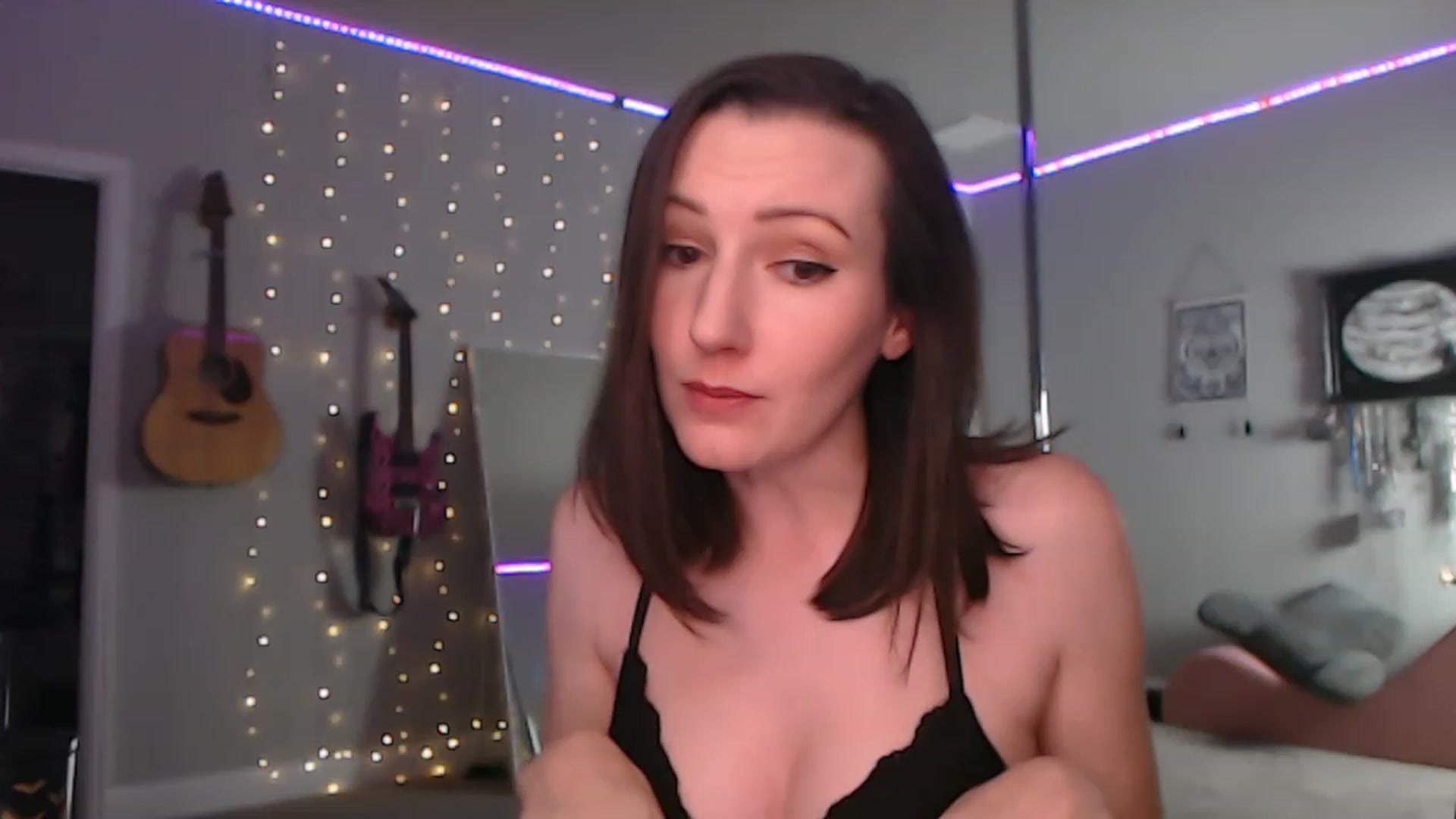 Gallery image thumbnail from MeredithBae's myfreecams stream on, 04/17/2023, 04:13 image 19 of 20