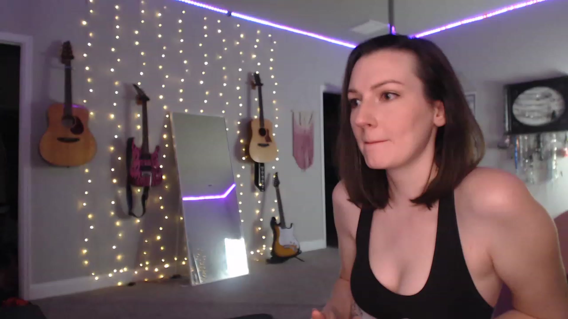 Gallery image thumbnail from MeredithBae's myfreecams stream on, 05/22/2023, 04:55 image 4 of 20