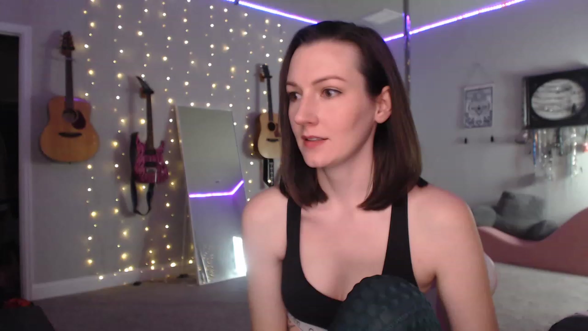 Gallery image thumbnail from MeredithBae's myfreecams stream on, 05/22/2023, 04:55 image 19 of 20