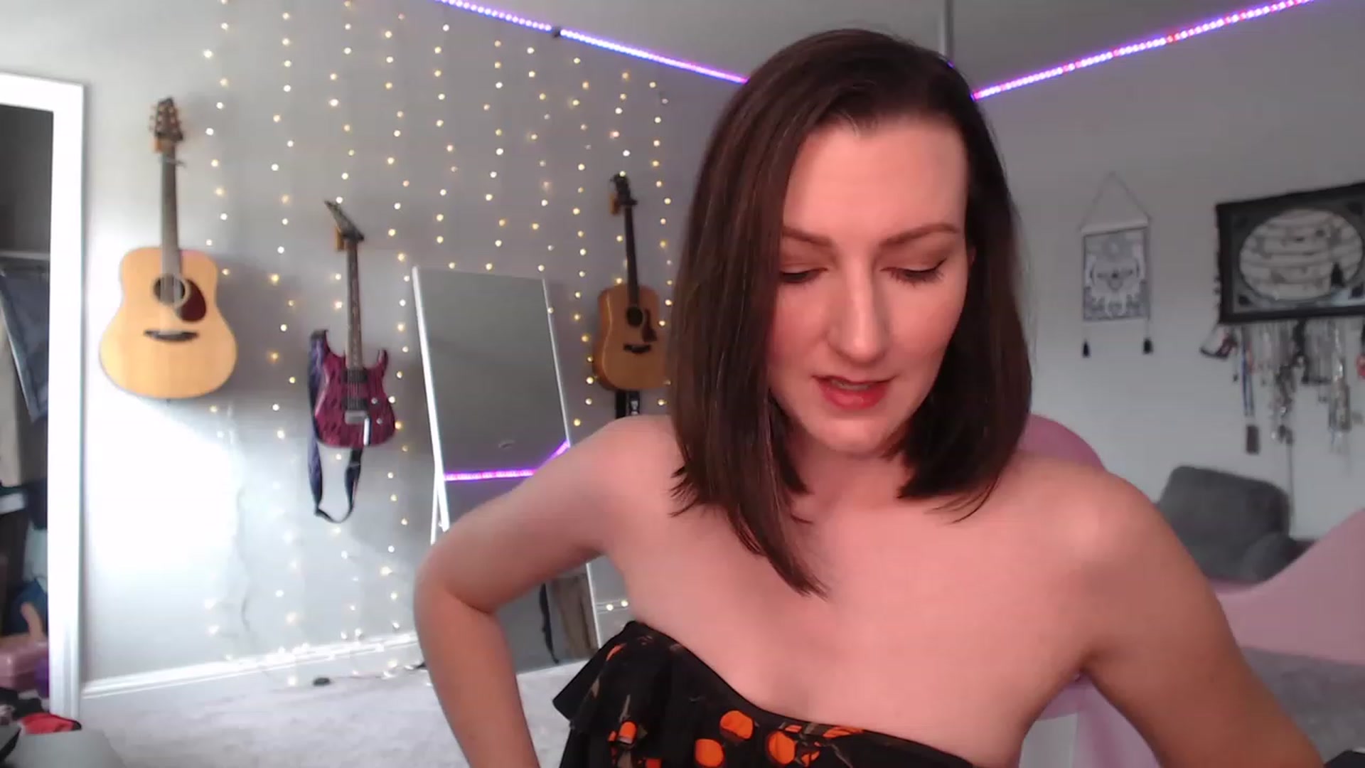 Gallery image thumbnail from MeredithBae's myfreecams stream on, 05/22/2023, 22:21 image 4 of 20