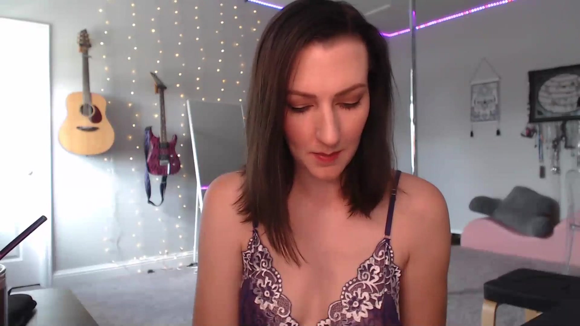 Gallery image thumbnail from MeredithBae's myfreecams stream on, 07/01/2023, 20:51 image 8 of 20